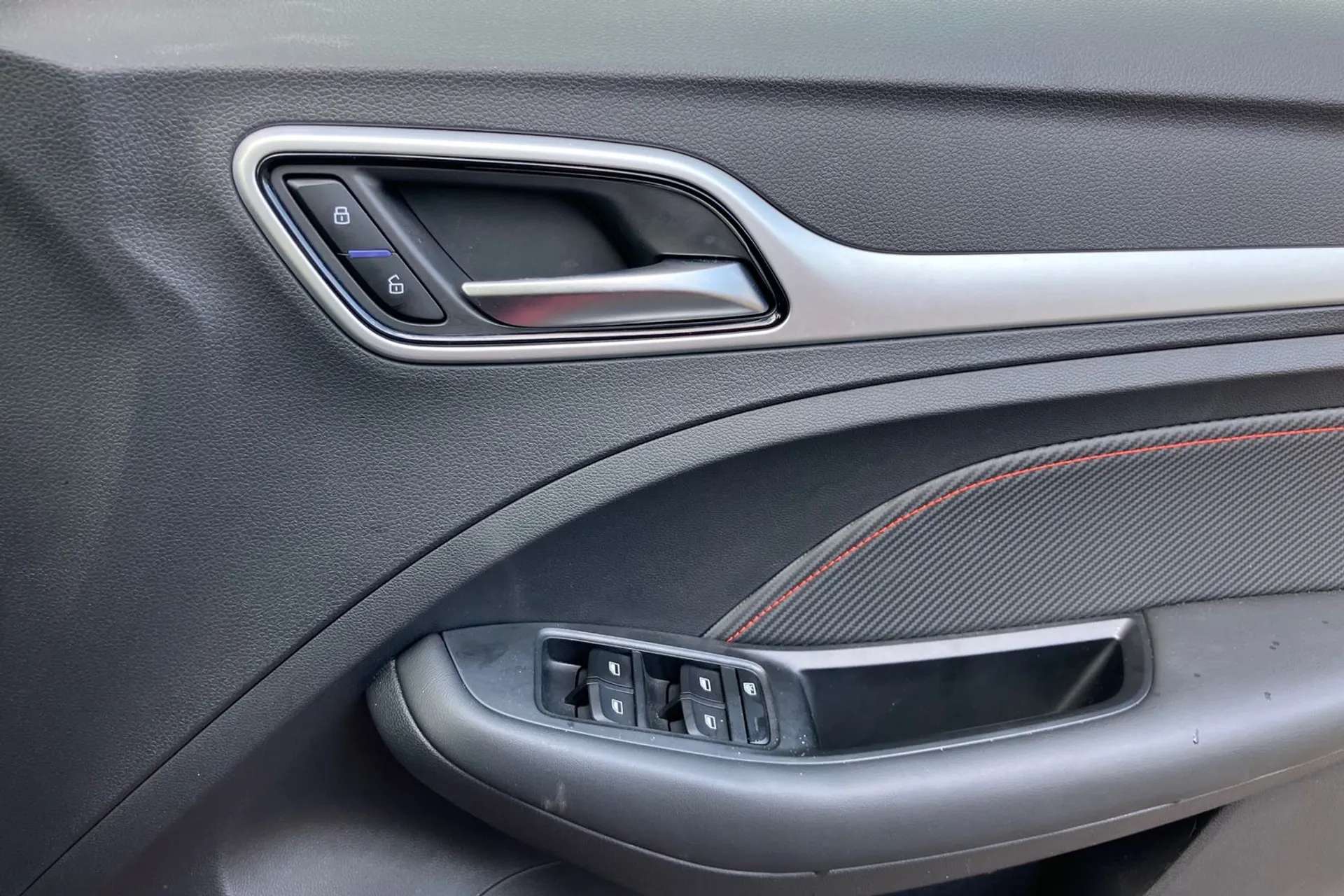 2024 MG MOTOR UK ZS 2024 MG MOTOR UK ZS