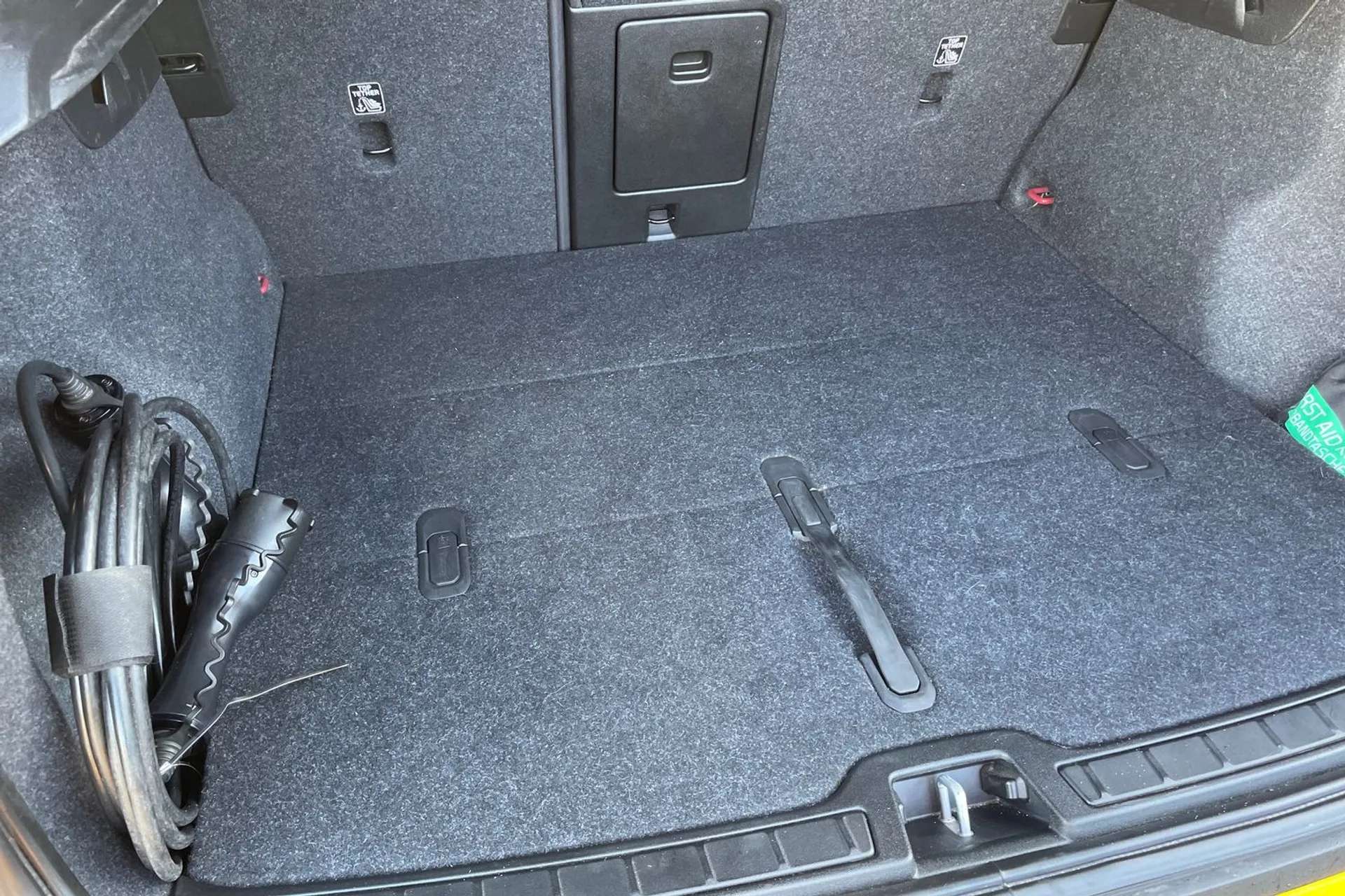 2021 VOLVO XC40 2021 VOLVO XC40