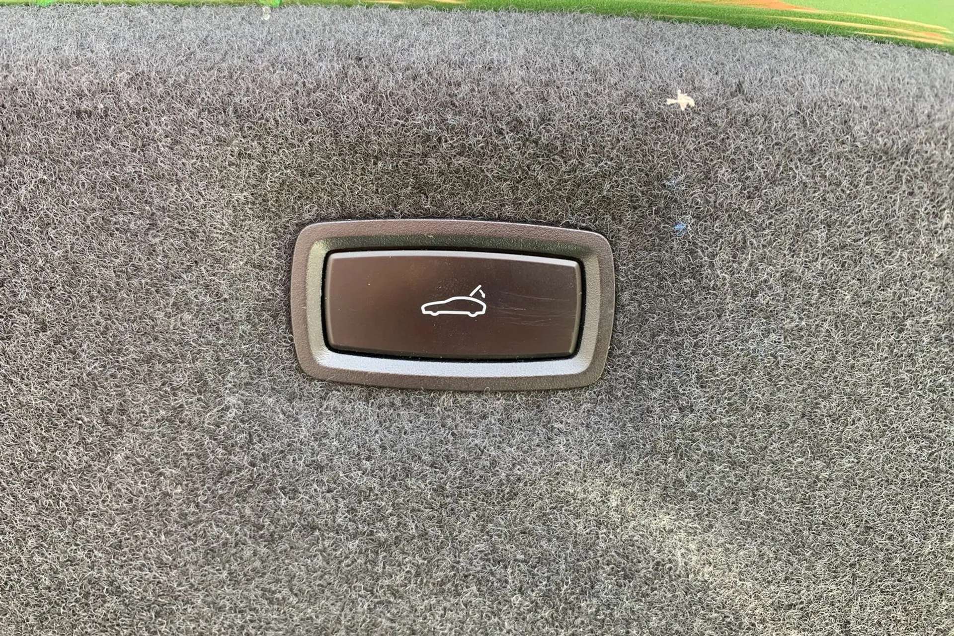 2022 PORSCHE TAYCAN 2022 PORSCHE TAYCAN