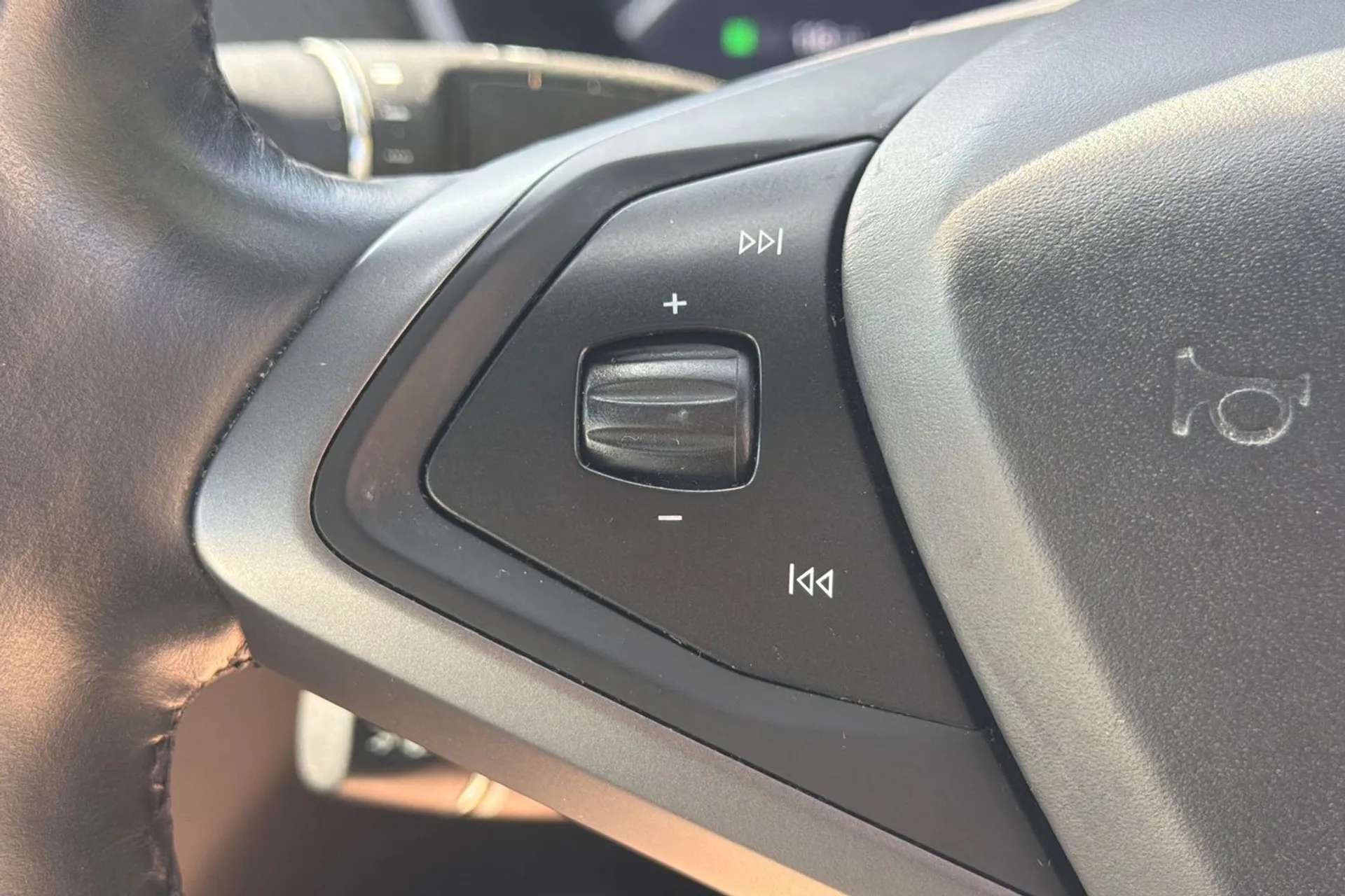 2020 TESLA MODEL S 2020 TESLA MODEL S
