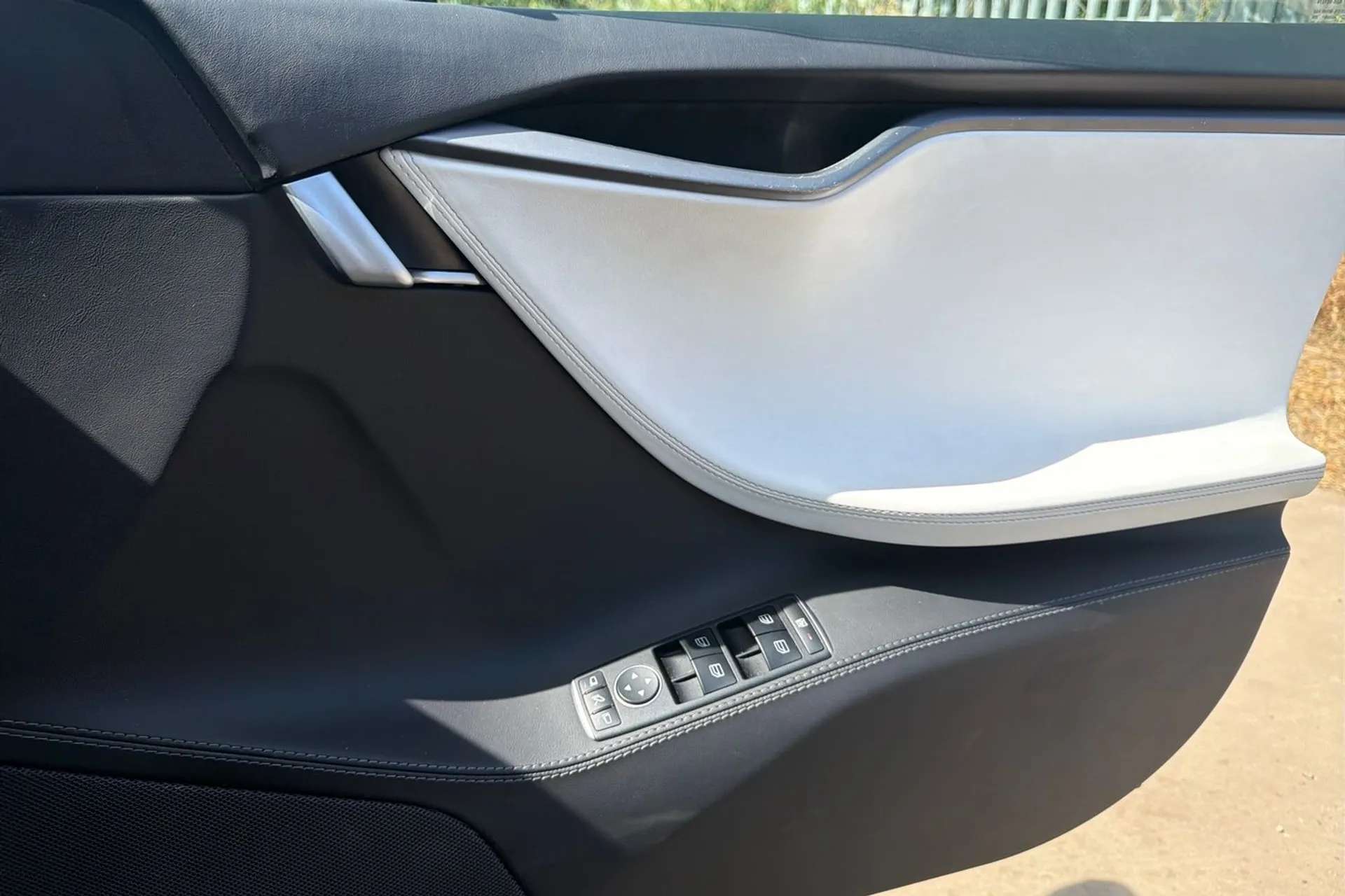 2020 TESLA MODEL S 2020 TESLA MODEL S