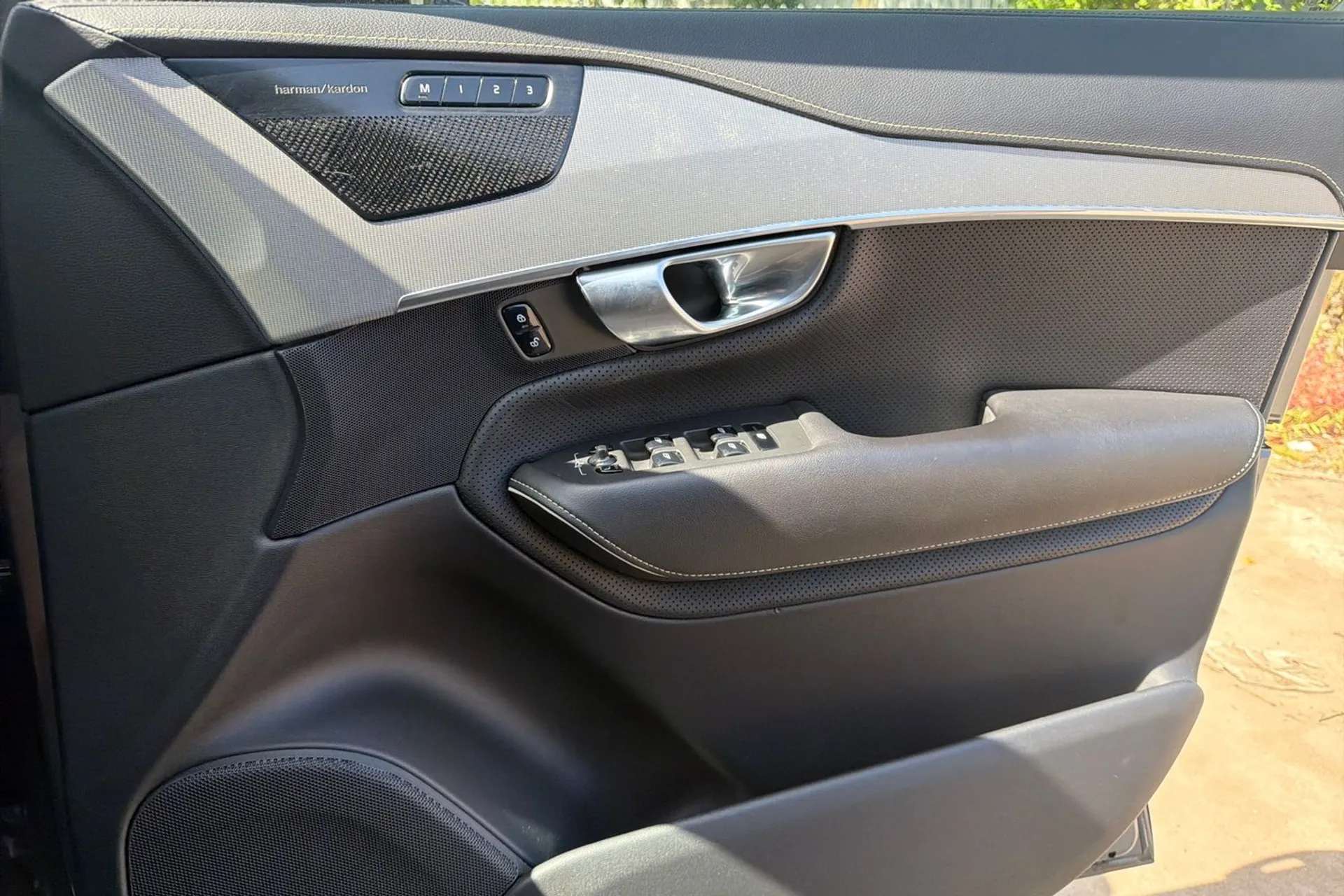 2019 VOLVO XC90 2019 VOLVO XC90
