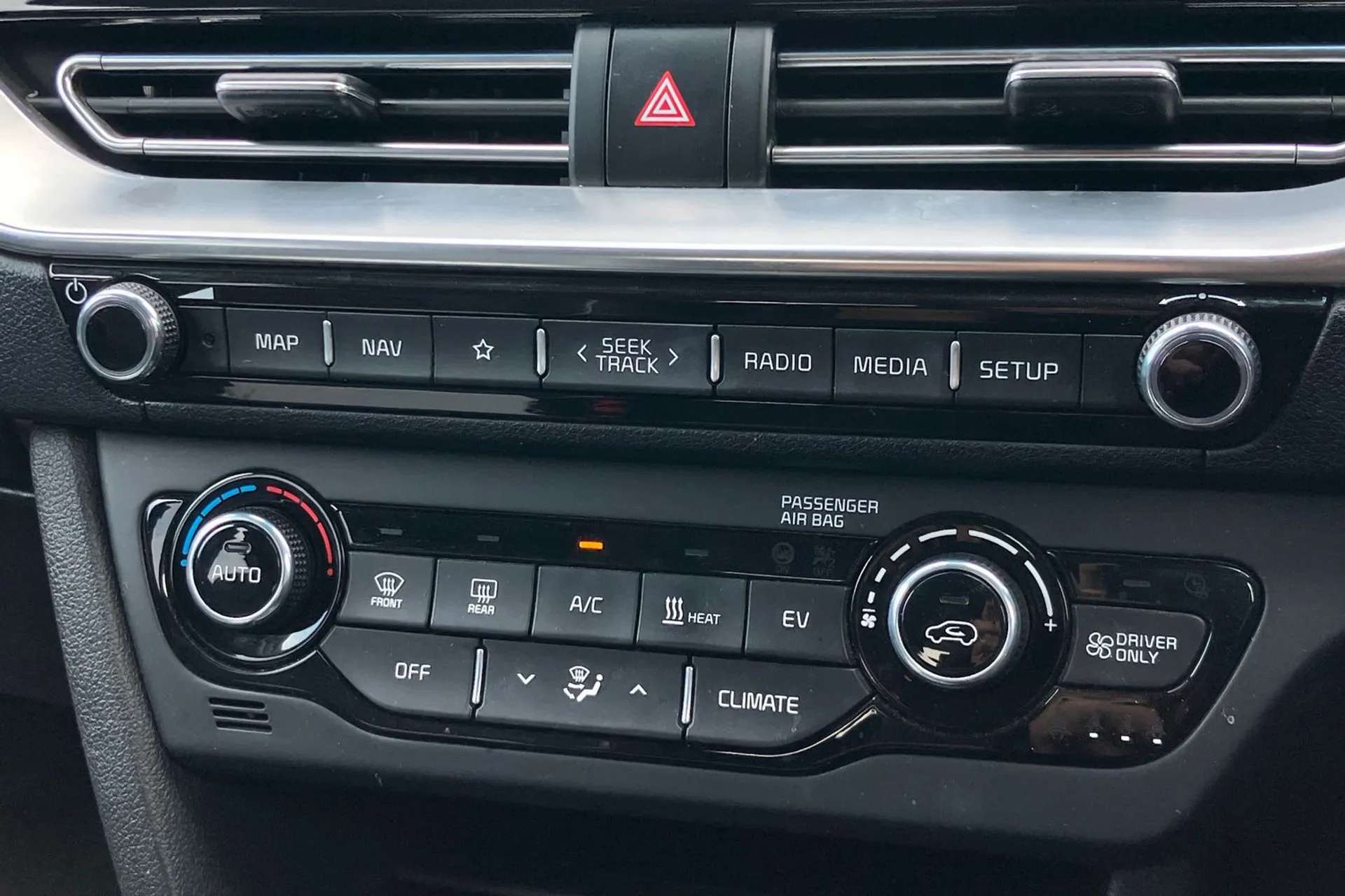 2021 KIA E-NIRO 2021 KIA E-NIRO
