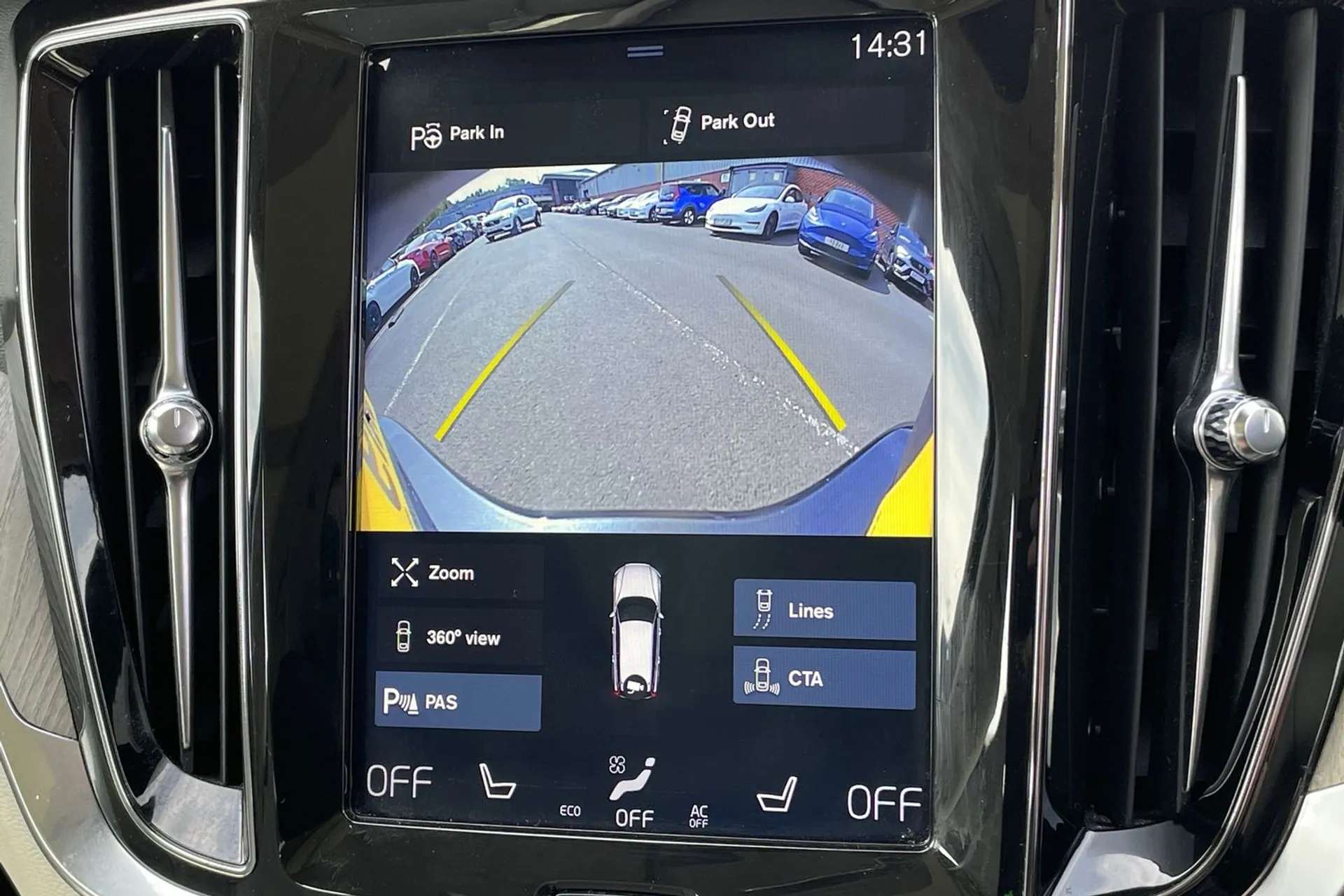 2019 VOLVO V60 2019 VOLVO V60