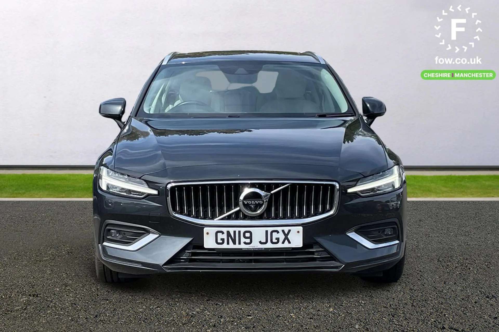 2019 VOLVO V60 2019 VOLVO V60