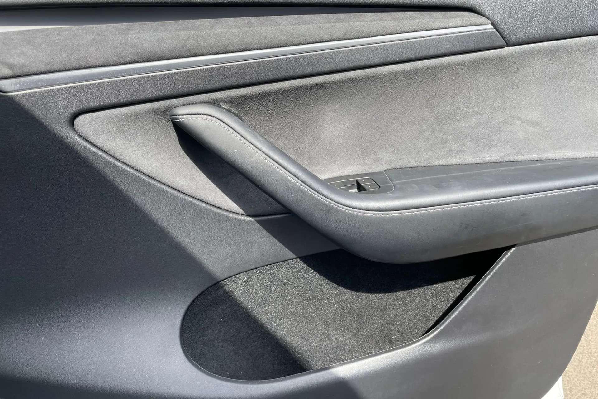 2023 TESLA MODEL Y 2023 TESLA MODEL Y