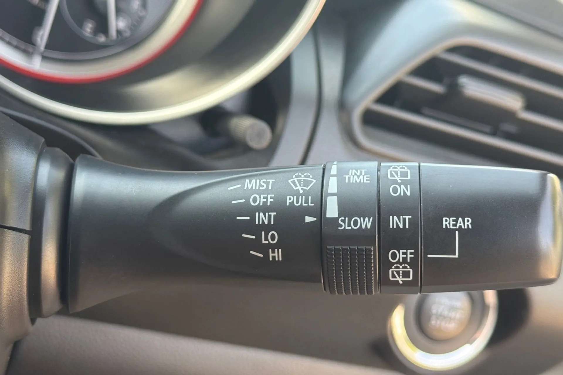 2019 SUZUKI SWIFT 2019 SUZUKI SWIFT