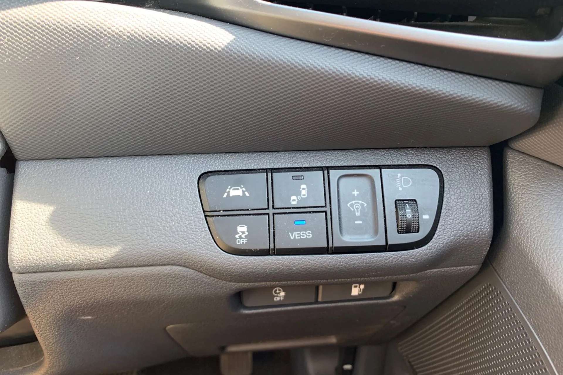 2021 HYUNDAI IONIQ 2021 HYUNDAI IONIQ