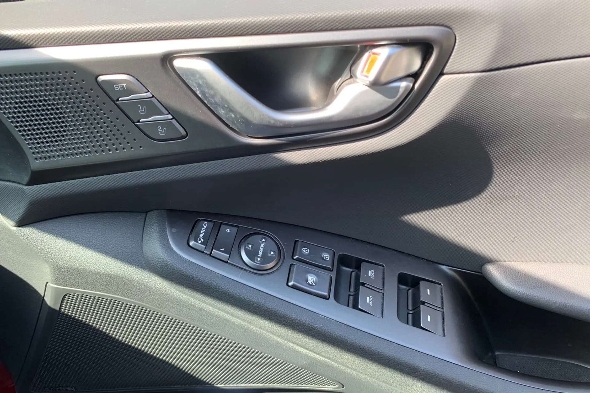 2021 HYUNDAI IONIQ 2021 HYUNDAI IONIQ