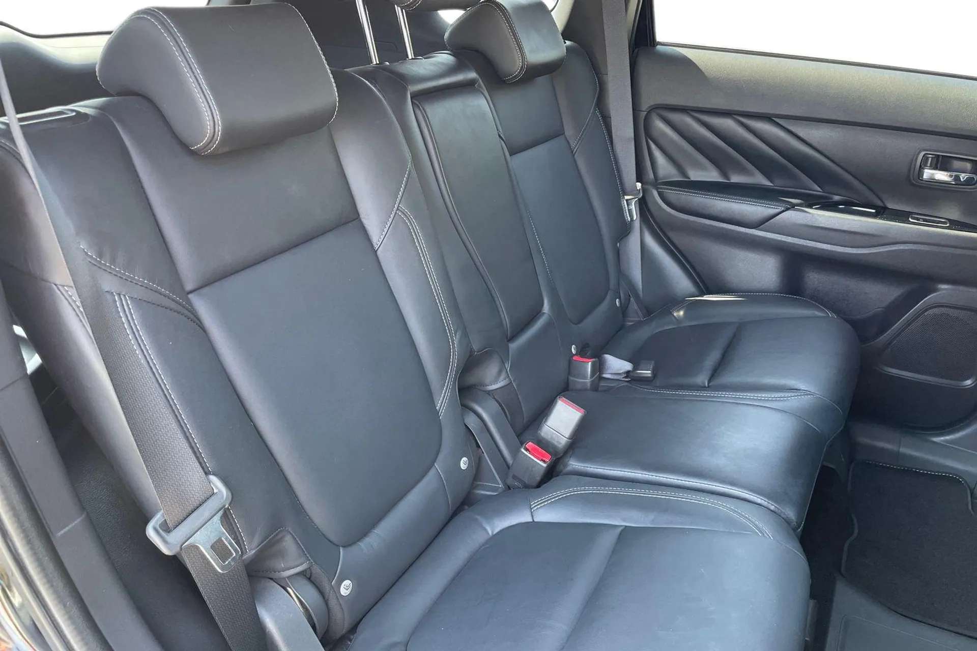 2020 MITSUBISHI OUTLANDER 2020 MITSUBISHI OUTLANDER