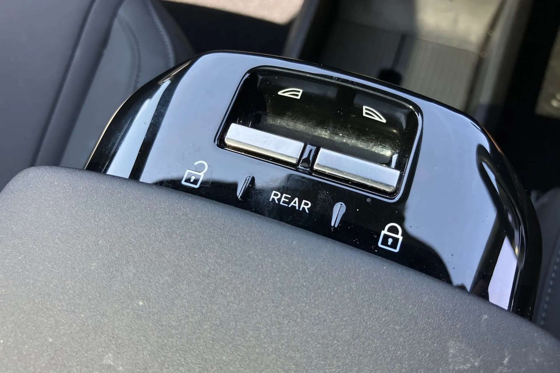 2024 VOLVO EX30 2024 VOLVO EX30