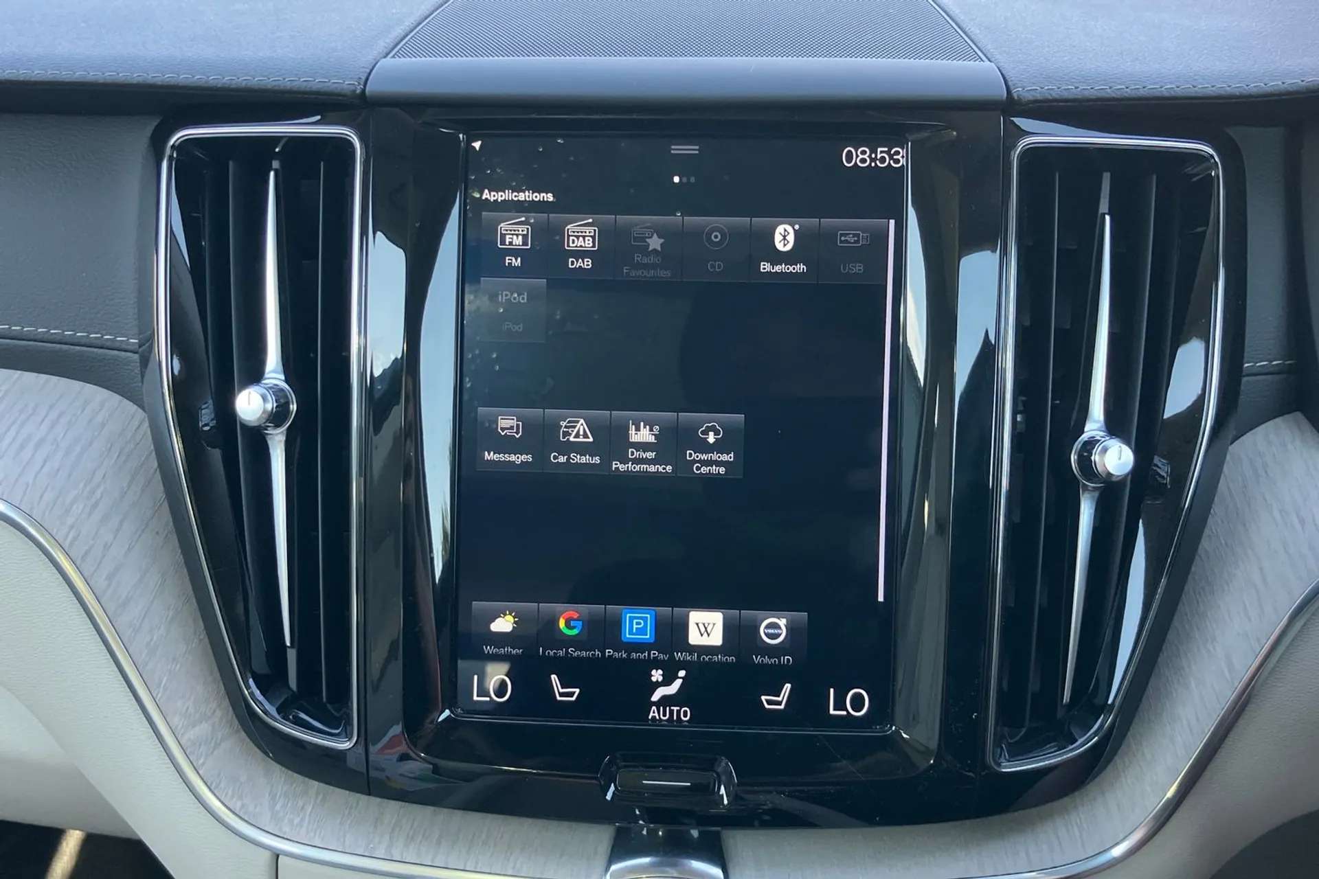 2020 VOLVO XC60 2020 VOLVO XC60