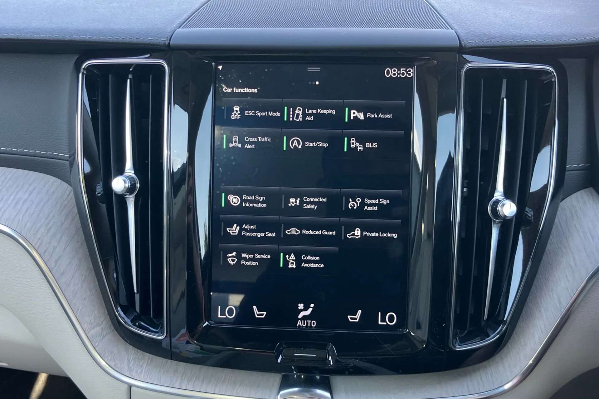 2020 VOLVO XC60 2020 VOLVO XC60