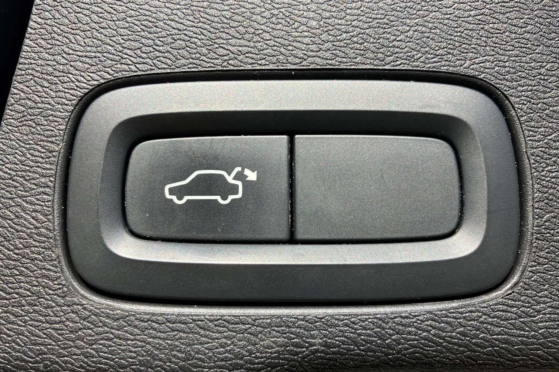 2020 VOLVO XC60 2020 VOLVO XC60