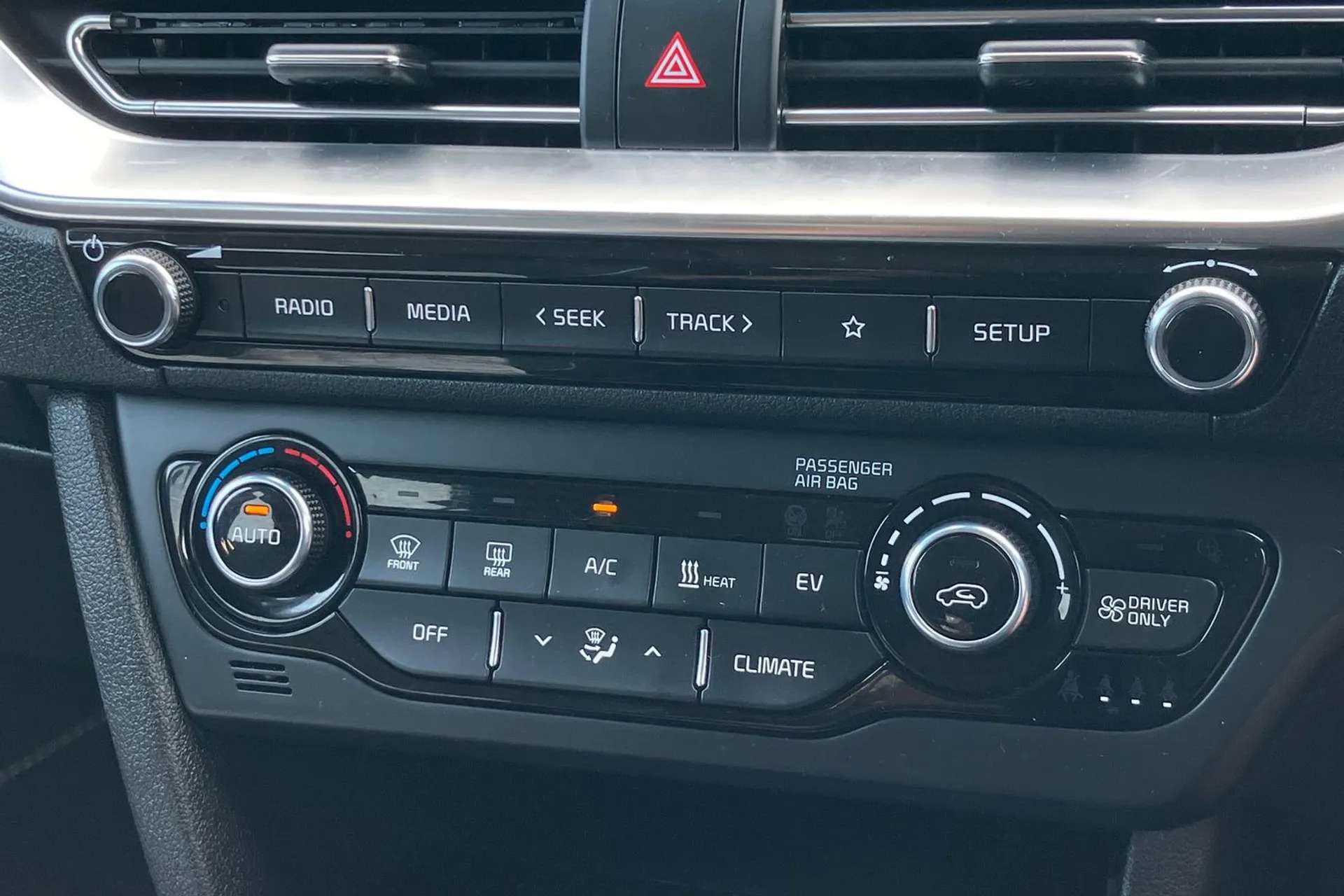 2021 KIA E-NIRO 2021 KIA E-NIRO