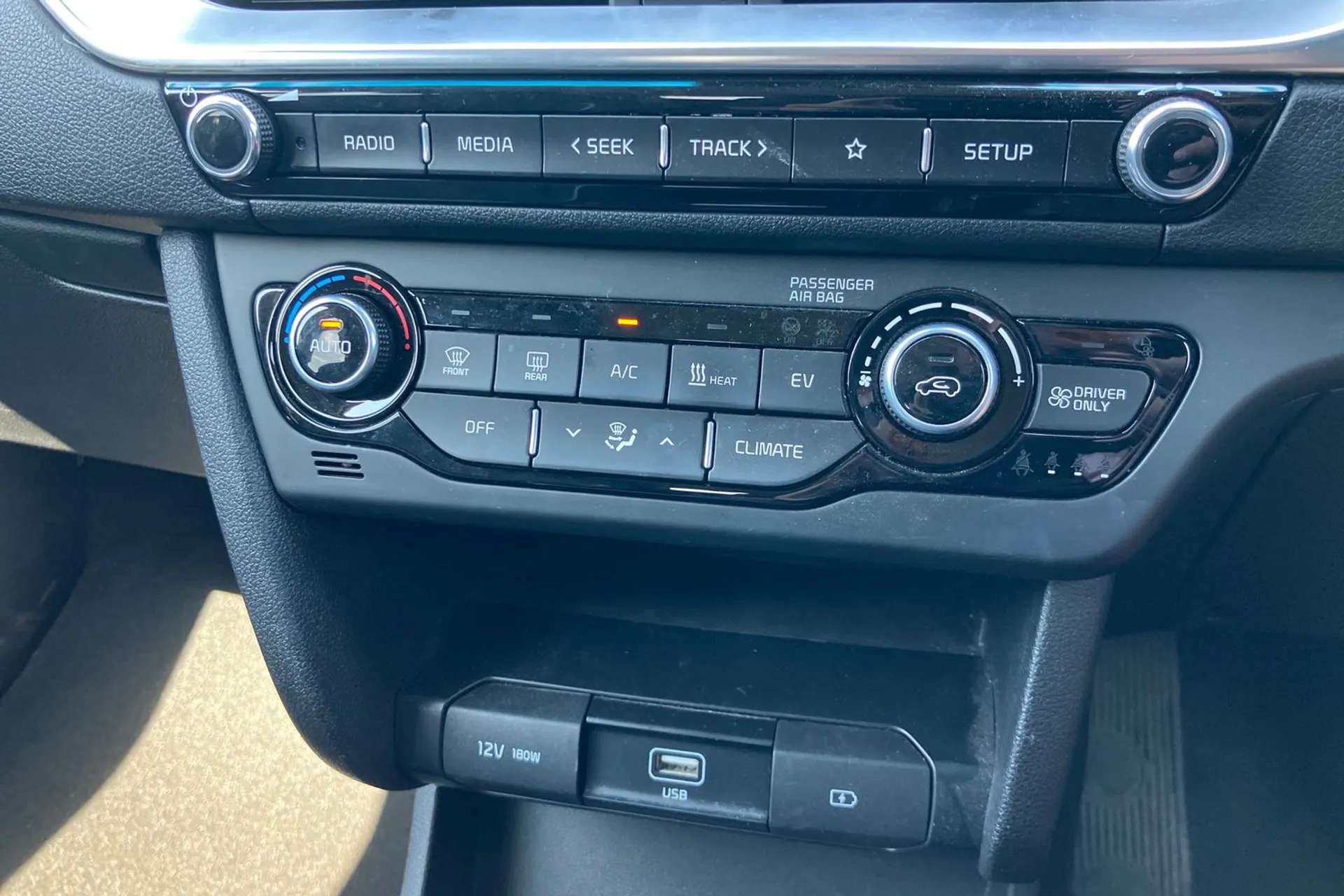 2022 KIA E-NIRO 2022 KIA E-NIRO