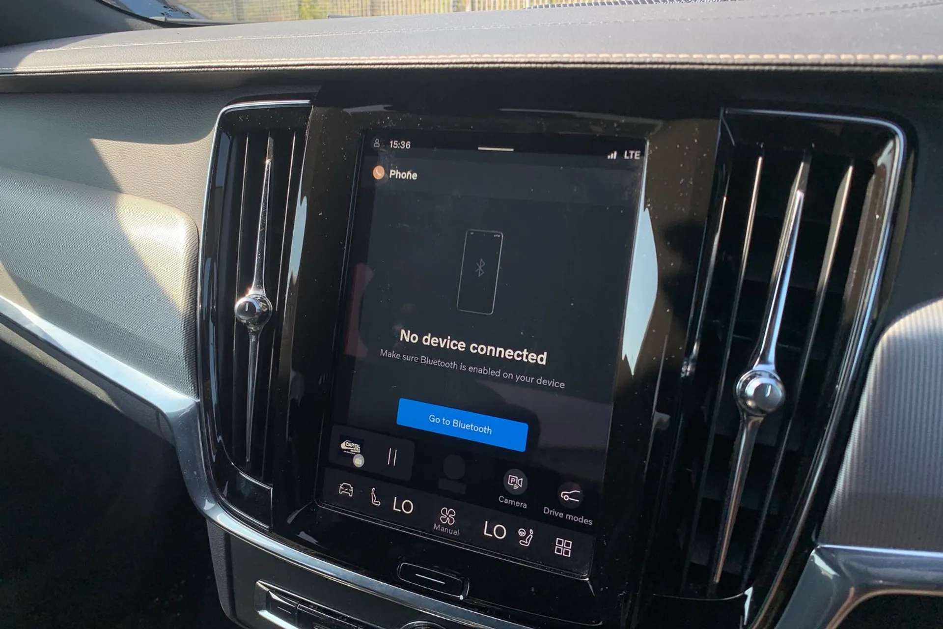 2022 VOLVO S90 2022 VOLVO S90
