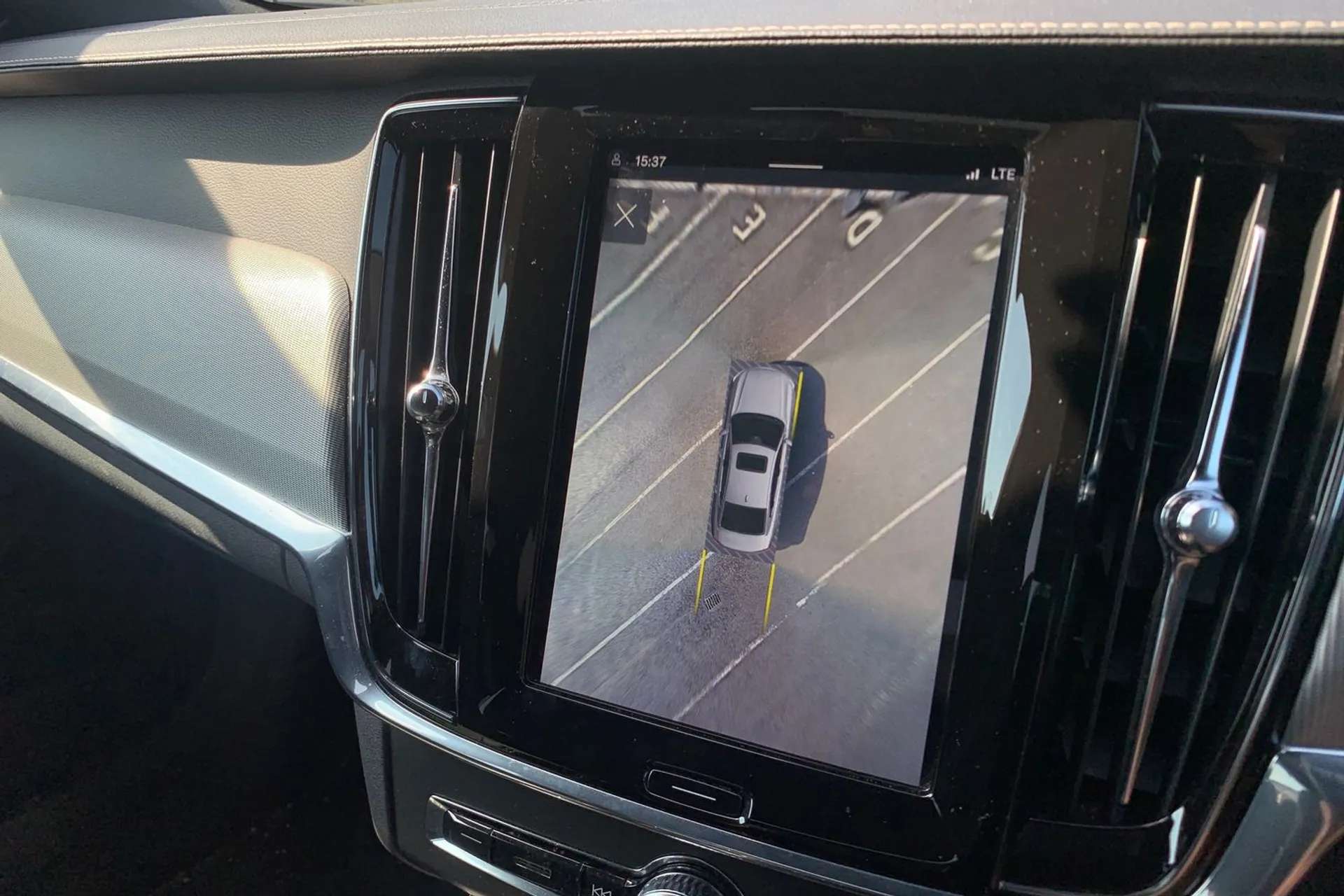 2022 VOLVO S90 2022 VOLVO S90