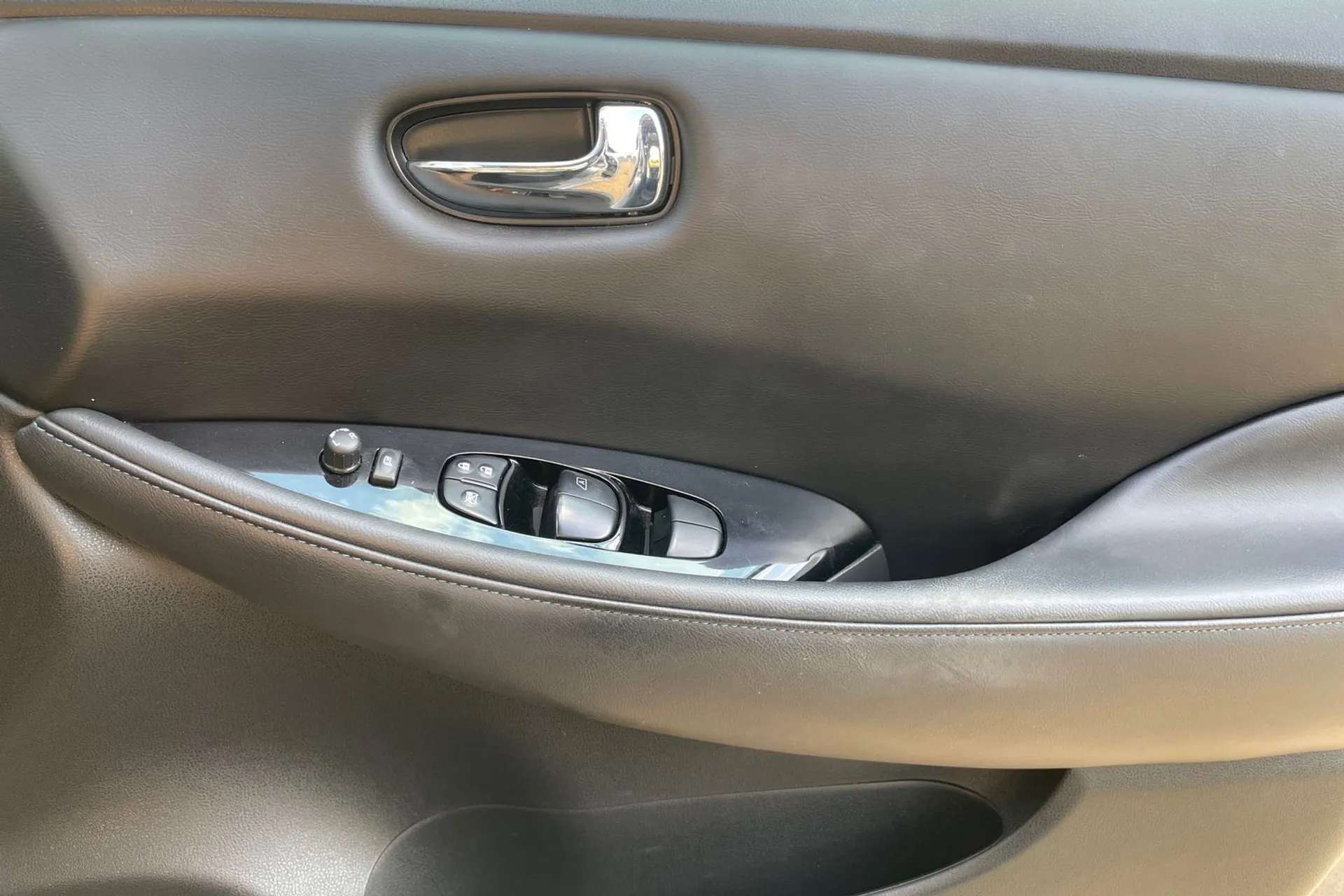 2022 NISSAN LEAF 2022 NISSAN LEAF
