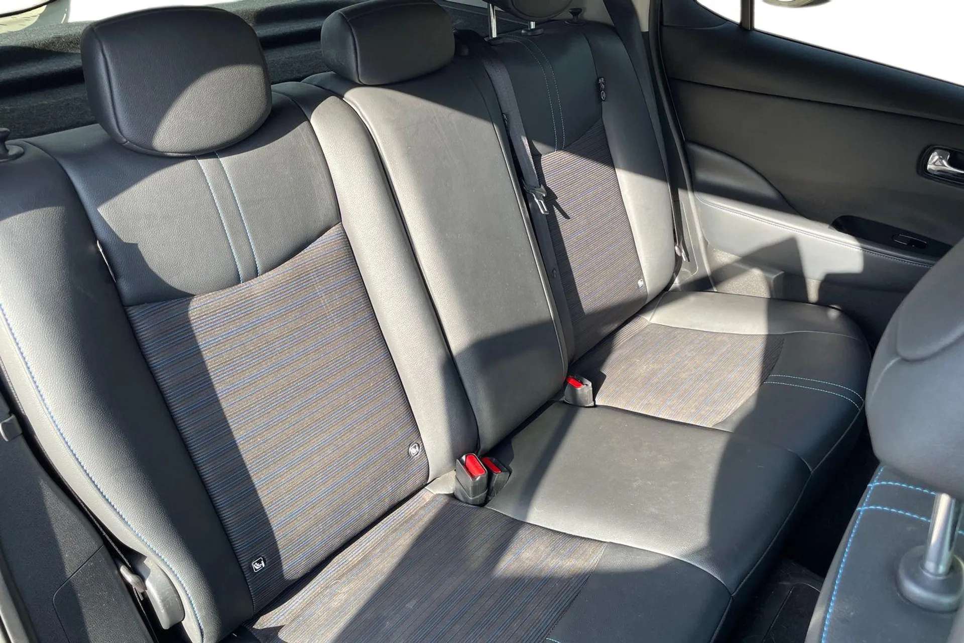 2022 NISSAN LEAF 2022 NISSAN LEAF