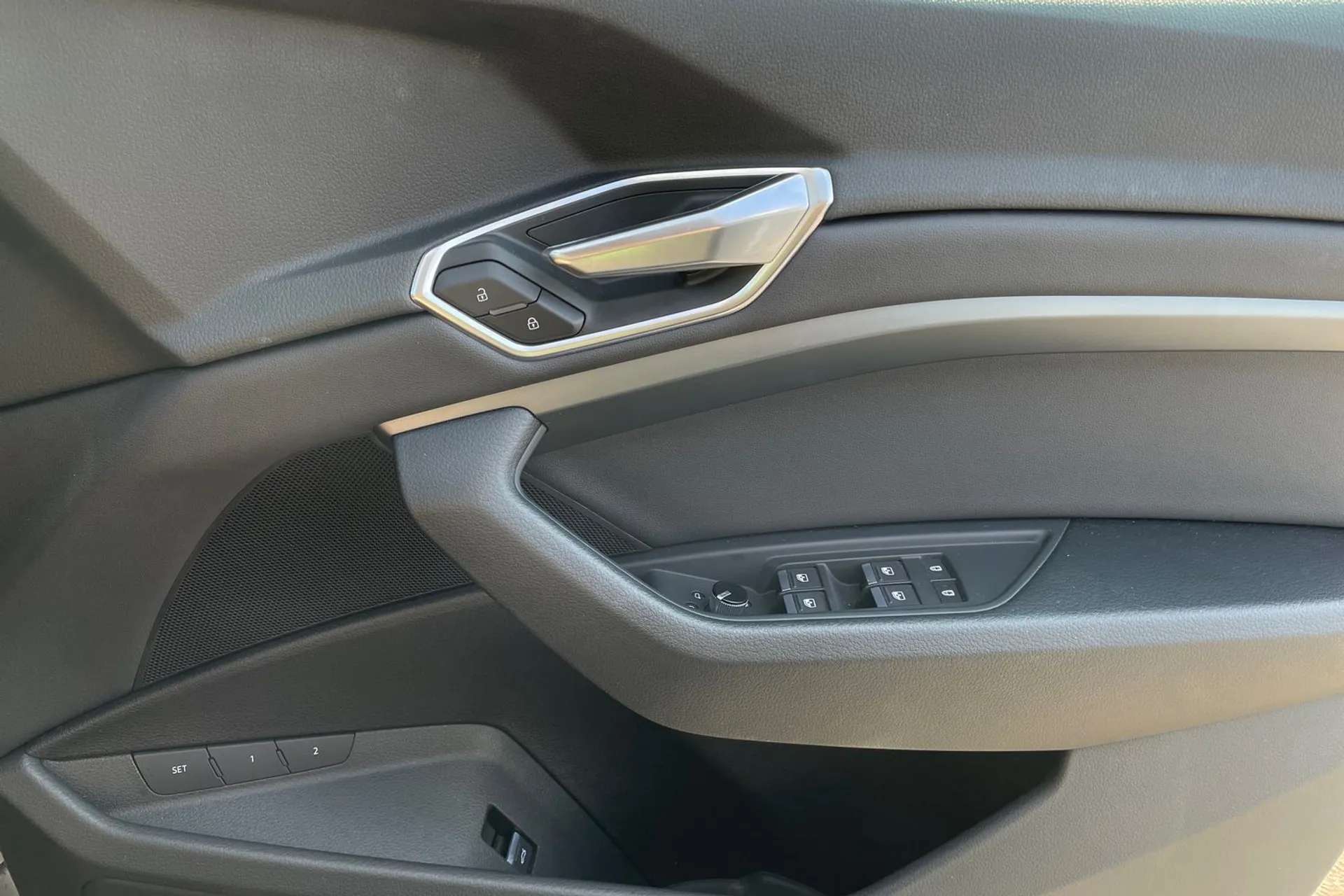 2022 AUDI E-TRON 2022 AUDI E-TRON
