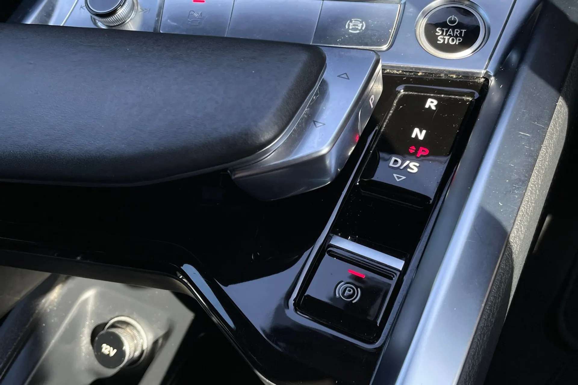 2020 AUDI E-TRON 2020 AUDI E-TRON