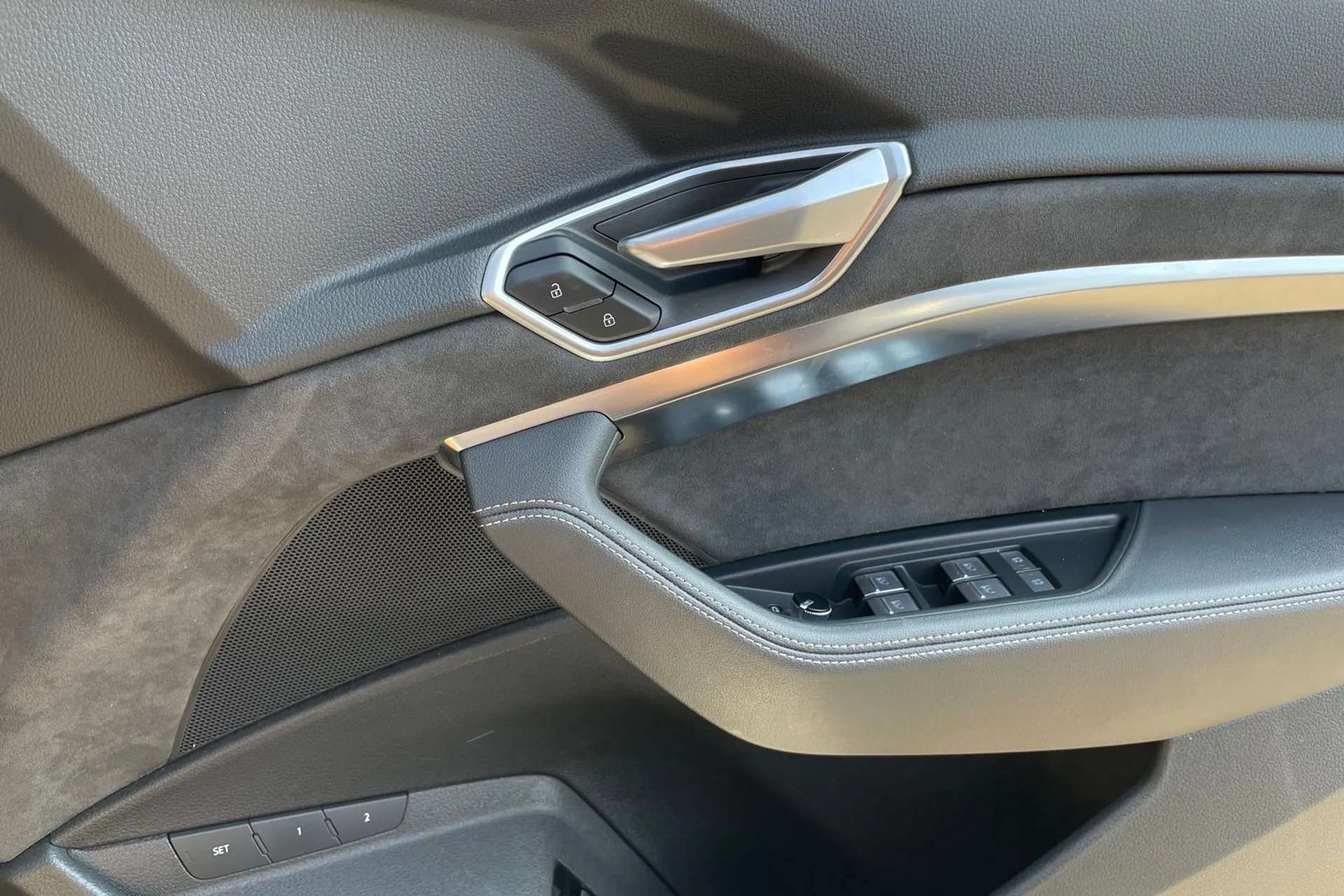2020 AUDI E-TRON 2020 AUDI E-TRON