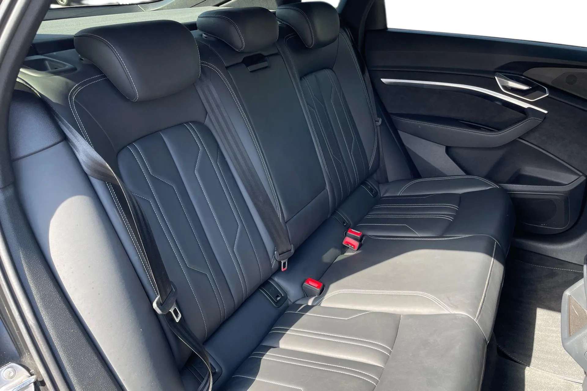 2020 AUDI E-TRON 2020 AUDI E-TRON