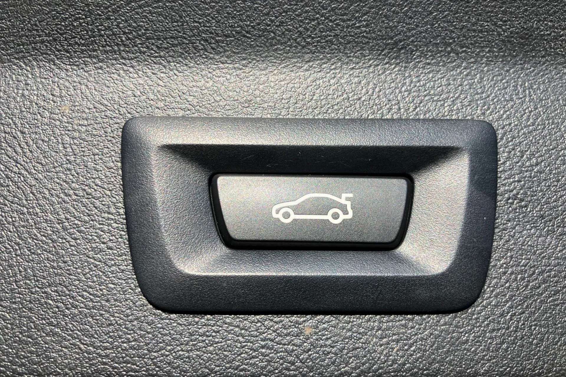2023 BMW IX3 2023 BMW IX3