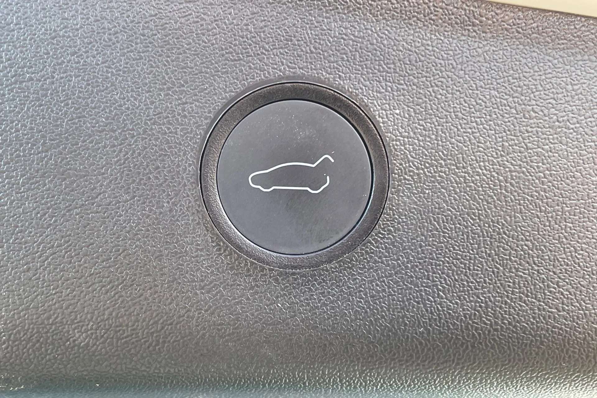 2023 TESLA MODEL 3 2023 TESLA MODEL 3