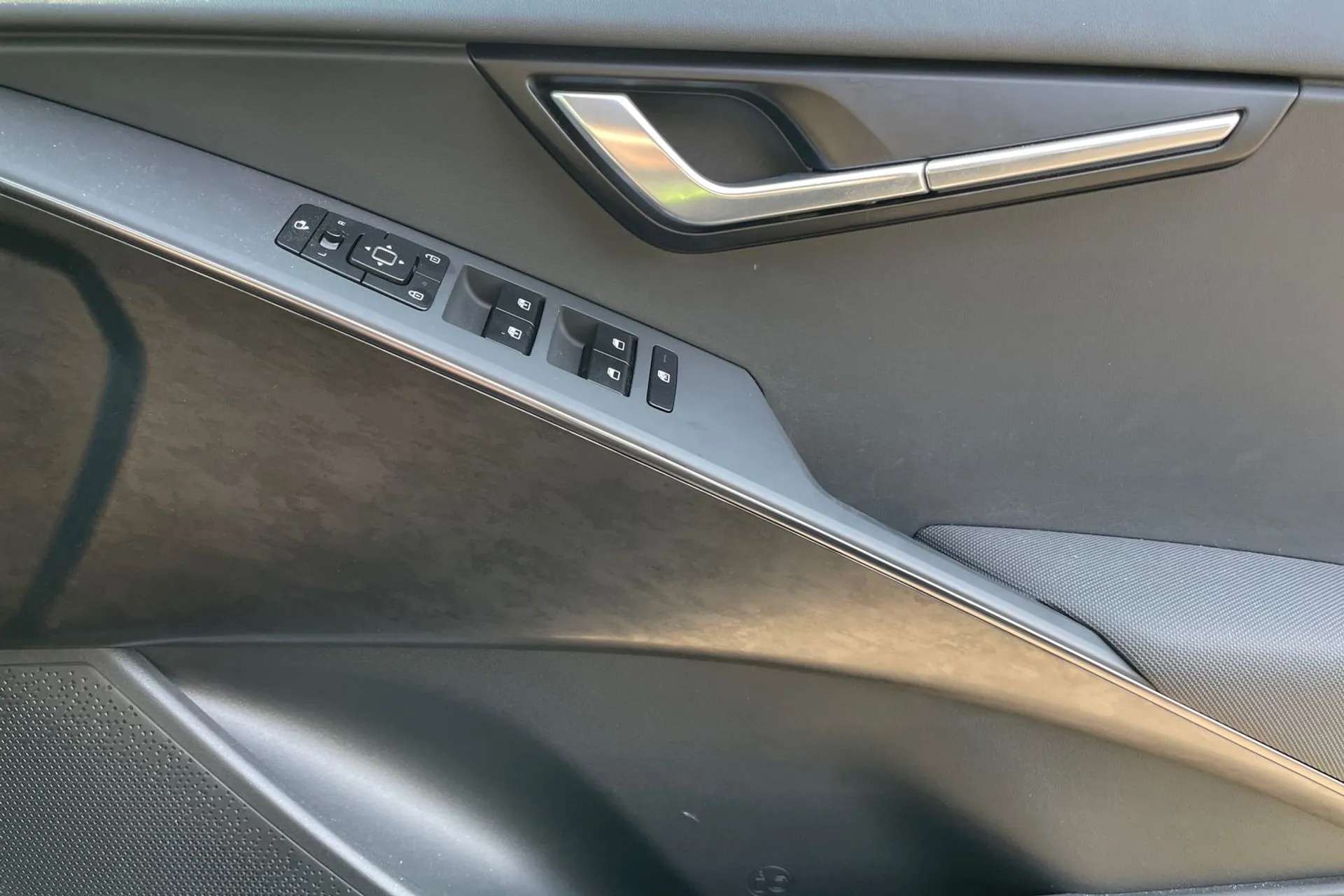 2025 KIA NIRO 2025 KIA NIRO