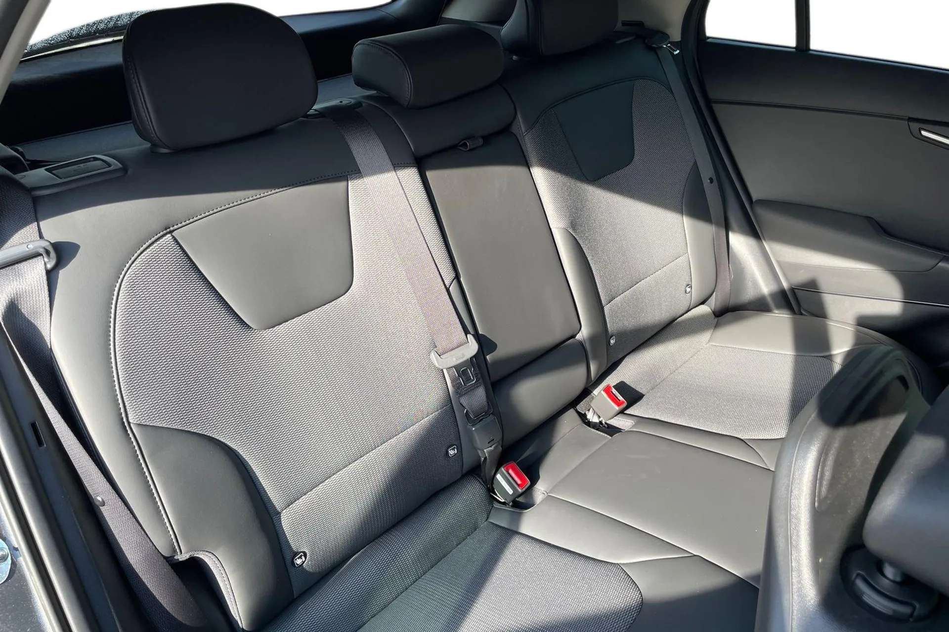 2025 KIA NIRO 2025 KIA NIRO
