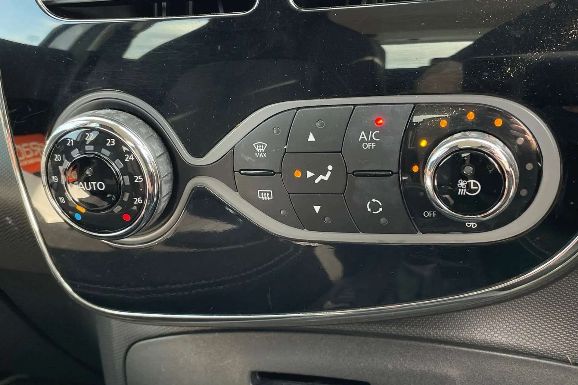 2019 RENAULT ZOE 2019 RENAULT ZOE