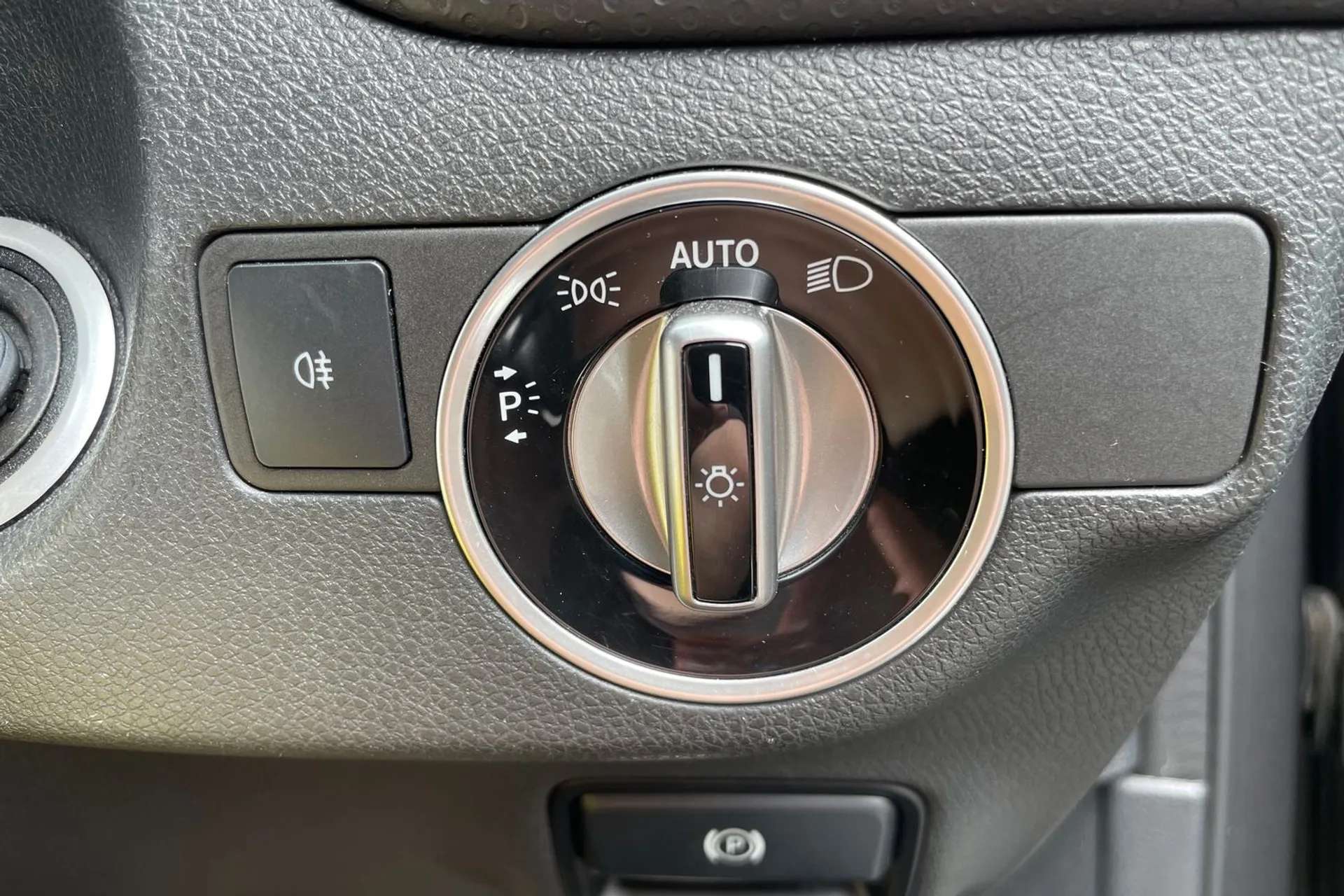 2016 MERCEDES-BENZ A CLASS 2016 MERCEDES-BENZ A CLASS