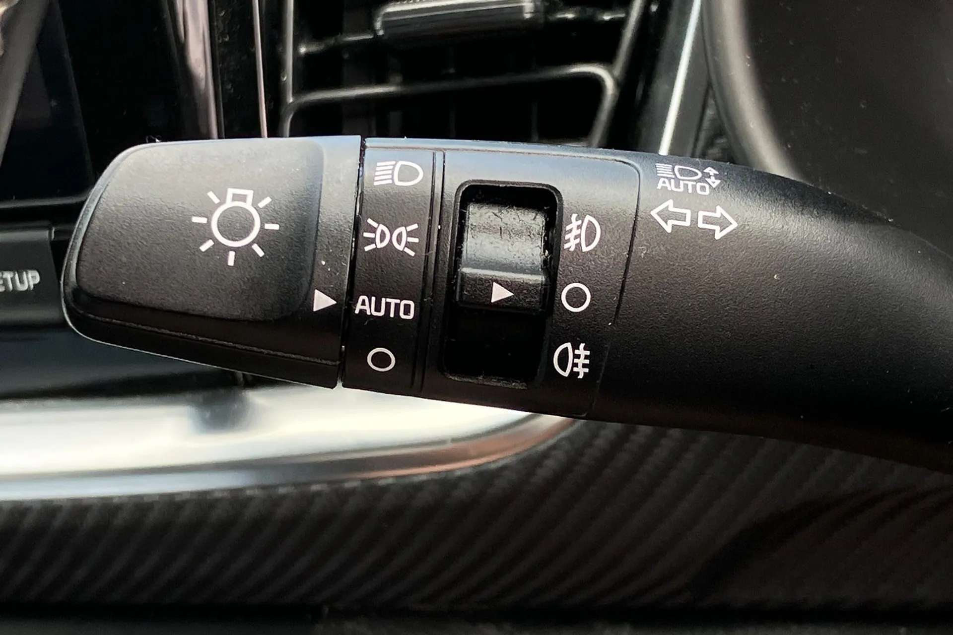 2023 KIA STONIC 2023 KIA STONIC