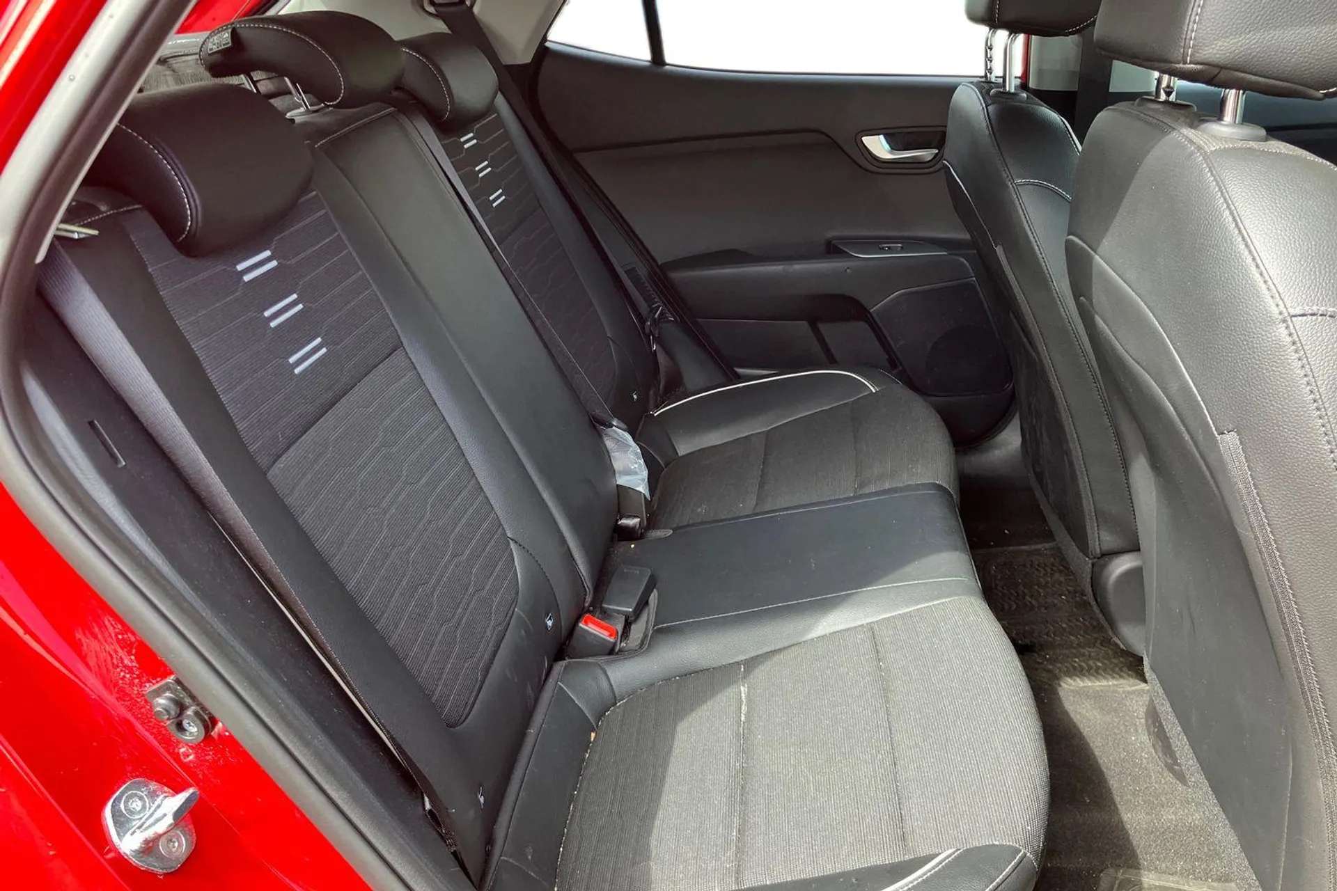 2023 KIA STONIC 2023 KIA STONIC