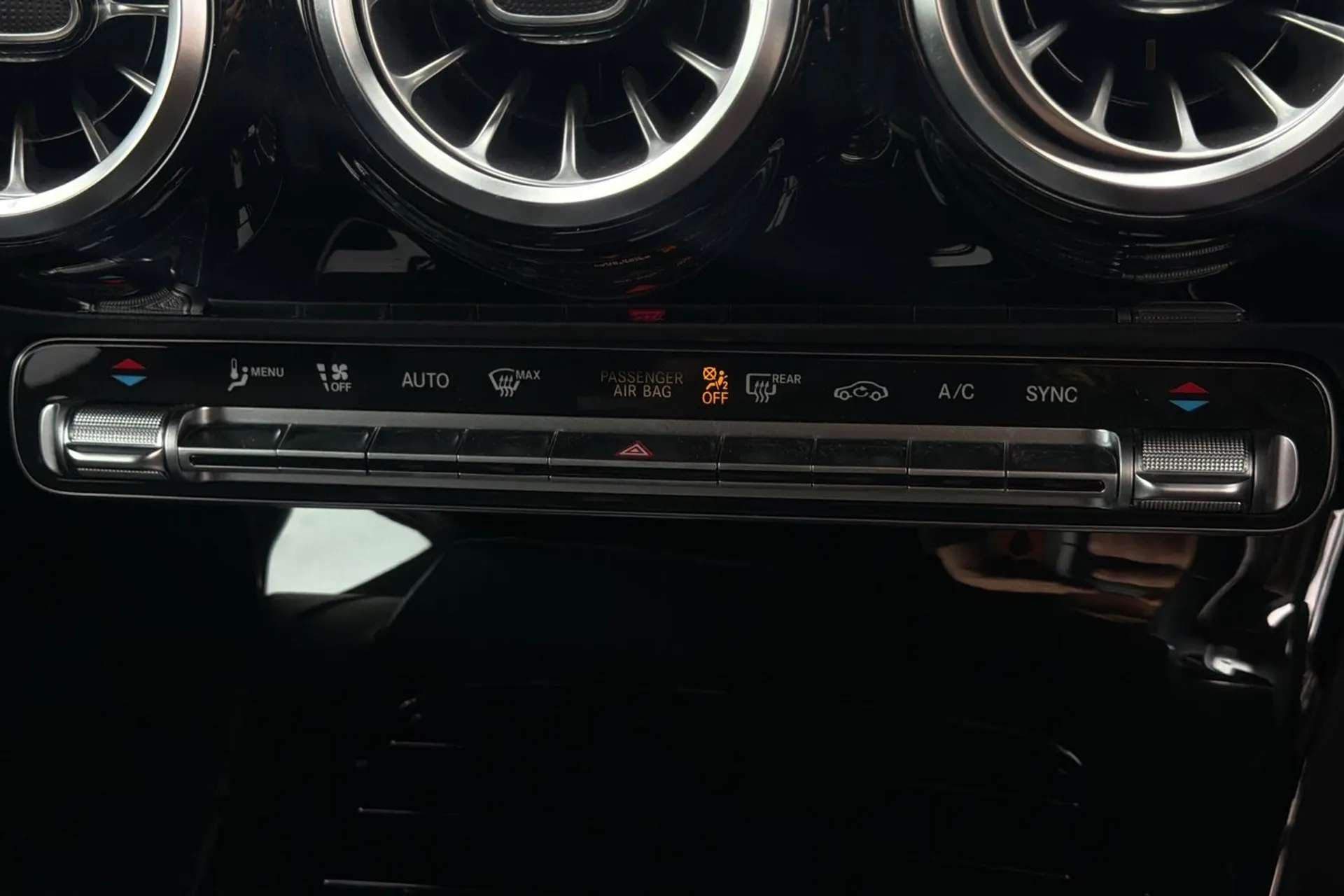 2022 MERCEDES-BENZ A CLASS 2022 MERCEDES-BENZ A CLASS