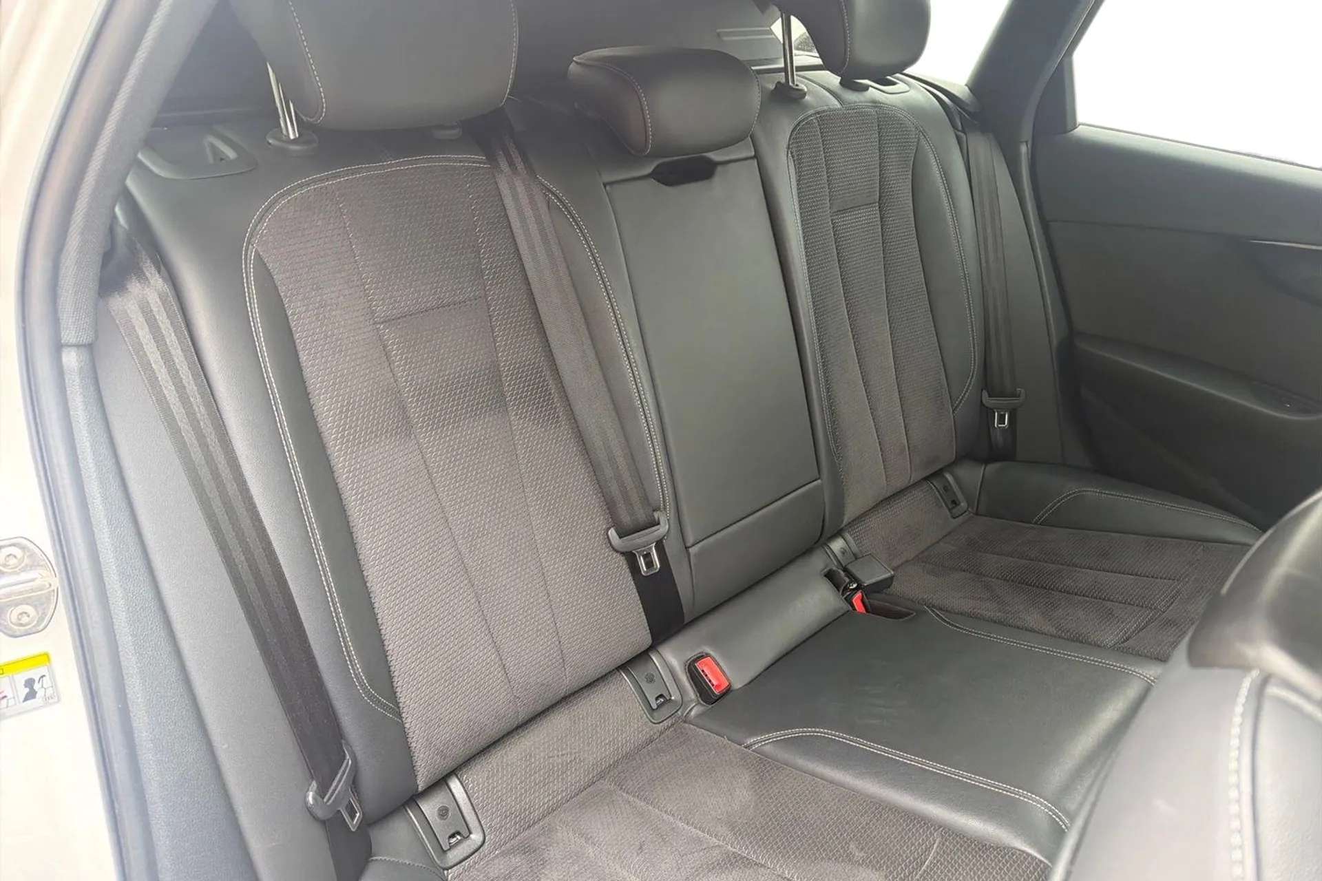 2020 AUDI A4 2020 AUDI A4