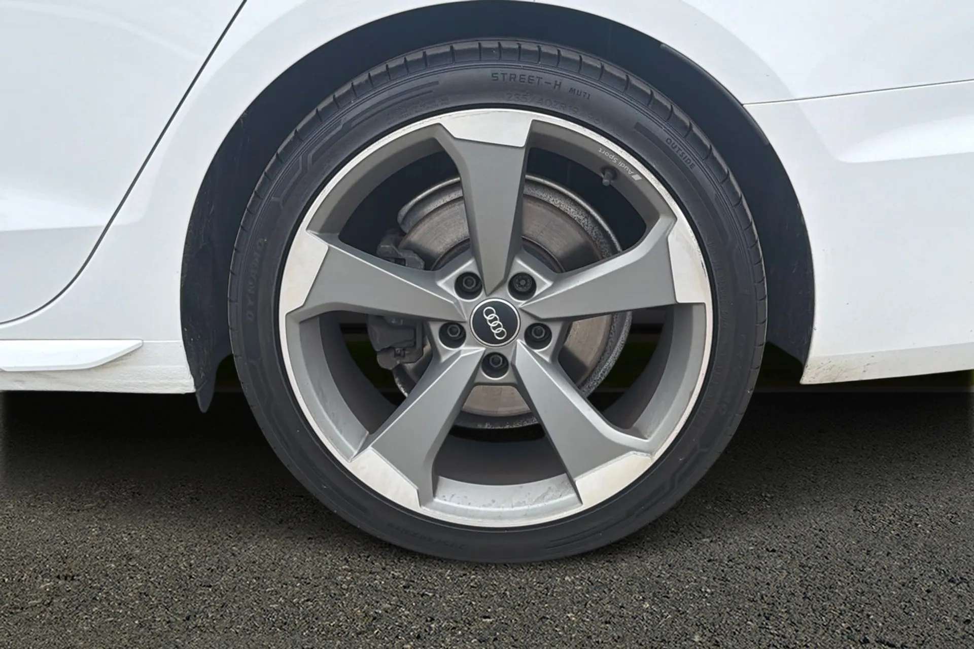 2020 AUDI A4 2020 AUDI A4