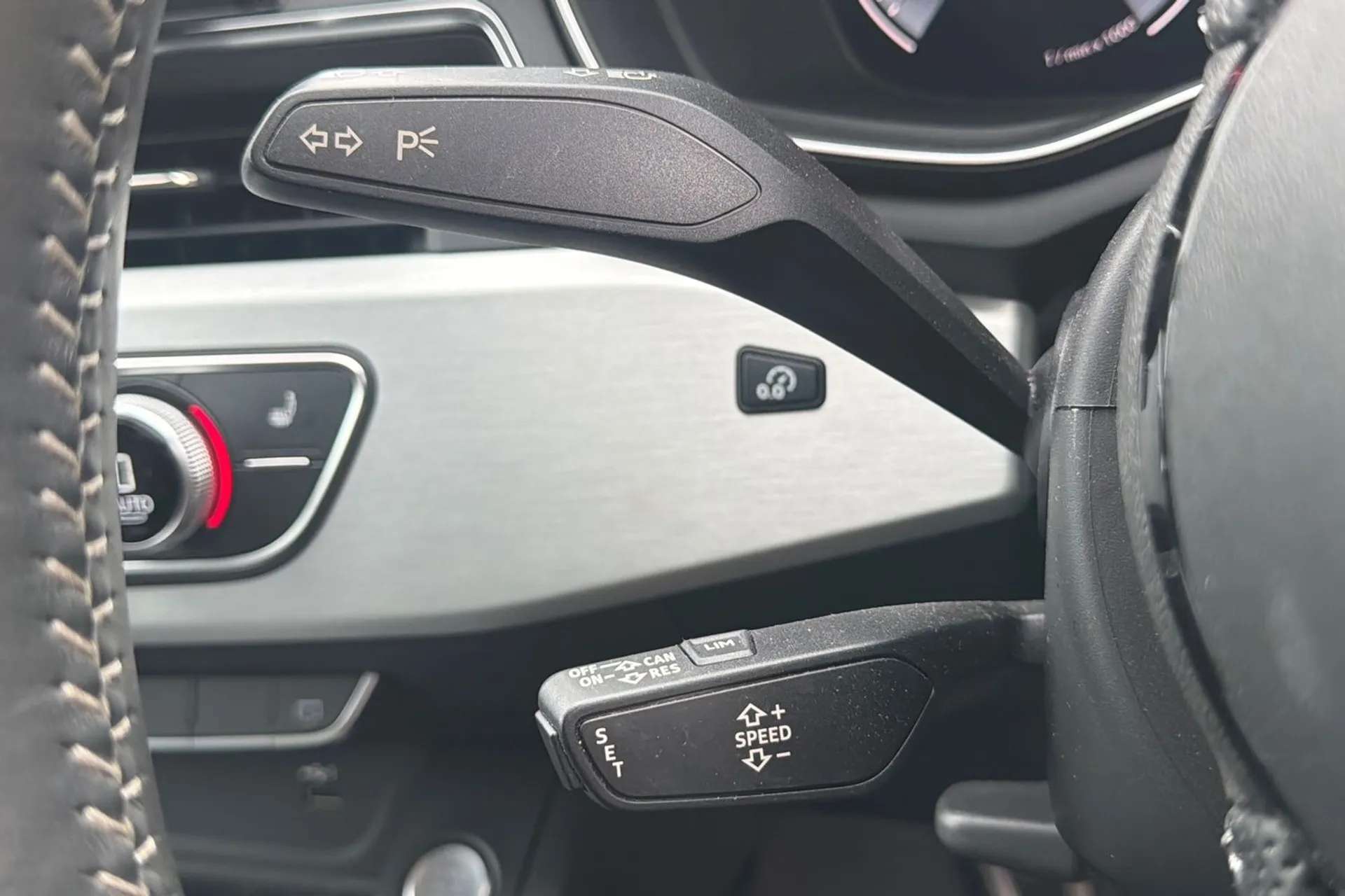 2020 AUDI A4 2020 AUDI A4
