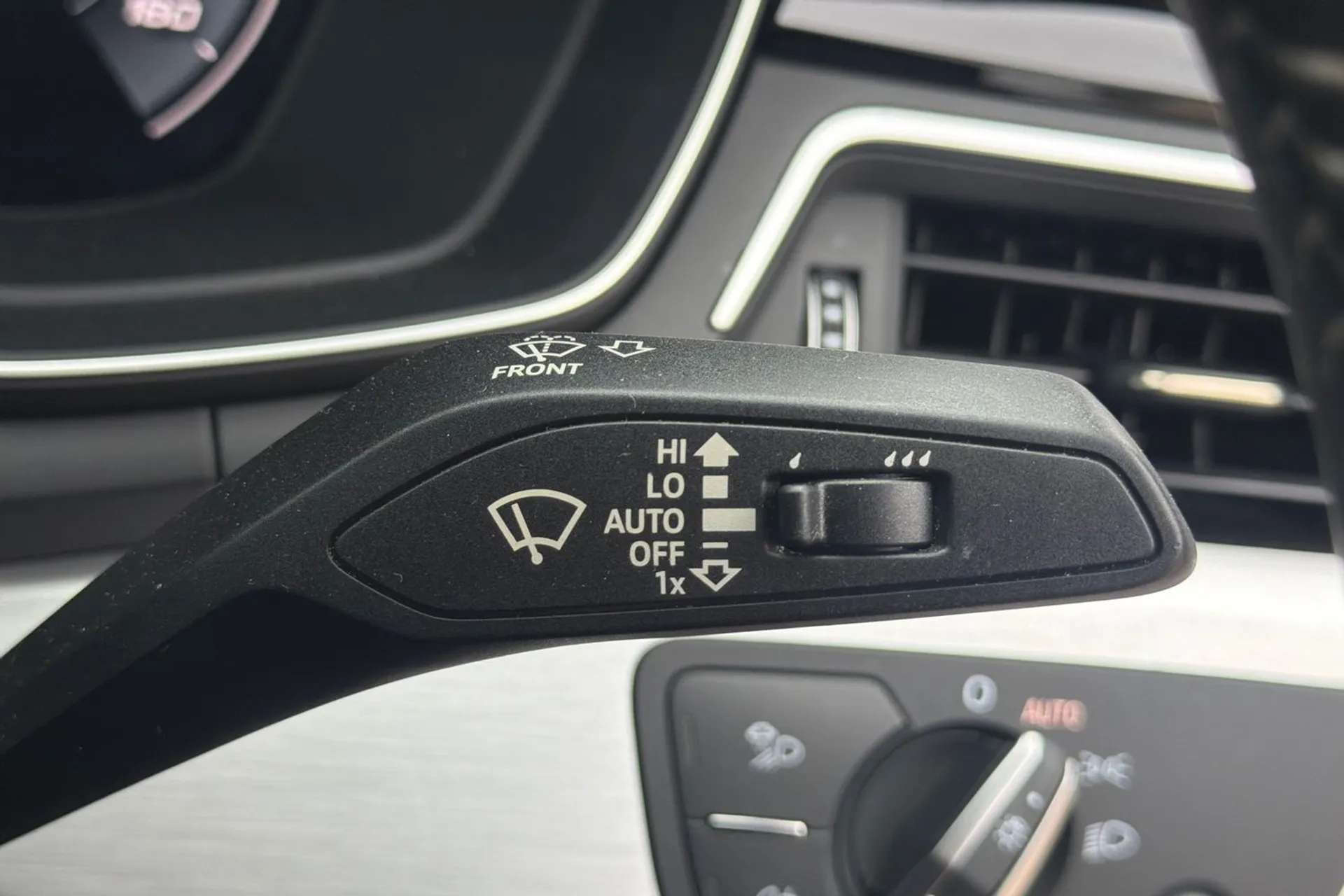 2020 AUDI A4 2020 AUDI A4