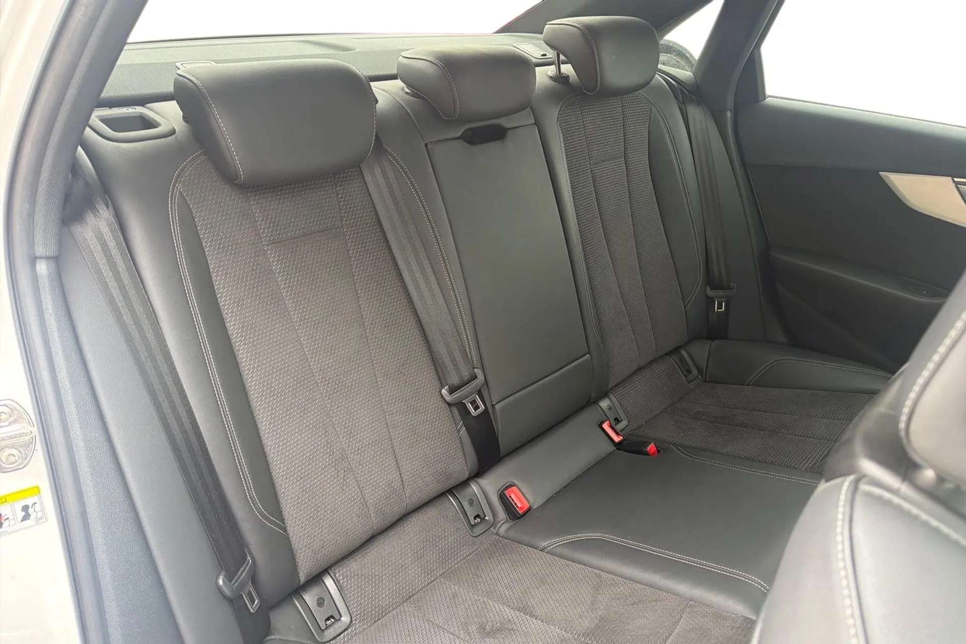2020 AUDI A4 2020 AUDI A4