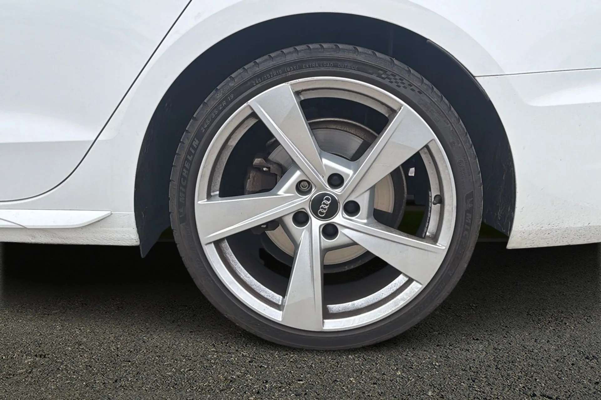 2020 AUDI A4 2020 AUDI A4