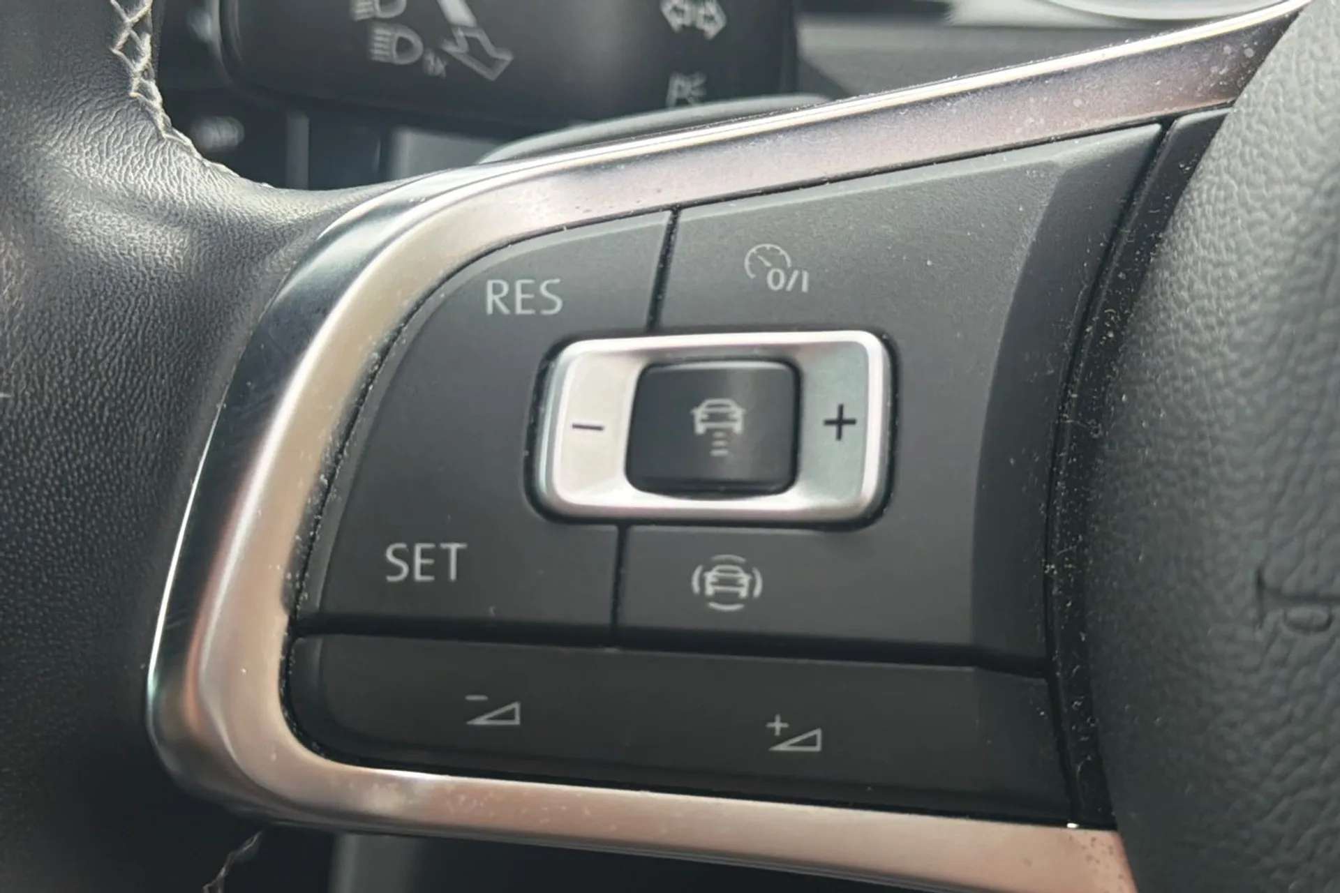 2020 VOLKSWAGEN GOLF 2020 VOLKSWAGEN GOLF