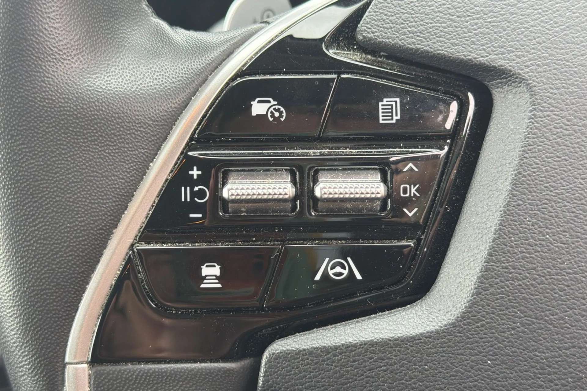 2023 KIA NIRO 2023 KIA NIRO