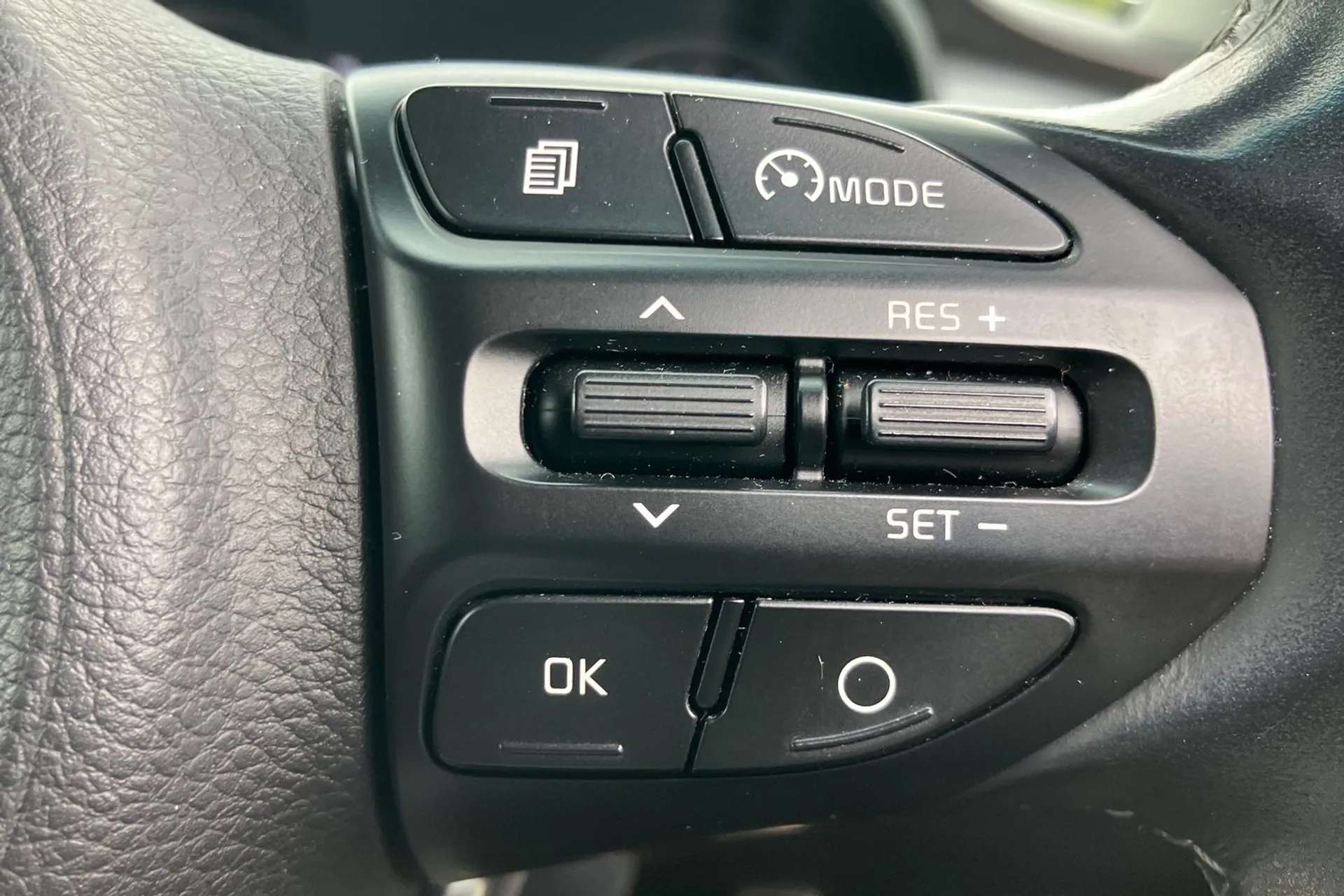 2019 KIA STONIC 2019 KIA STONIC