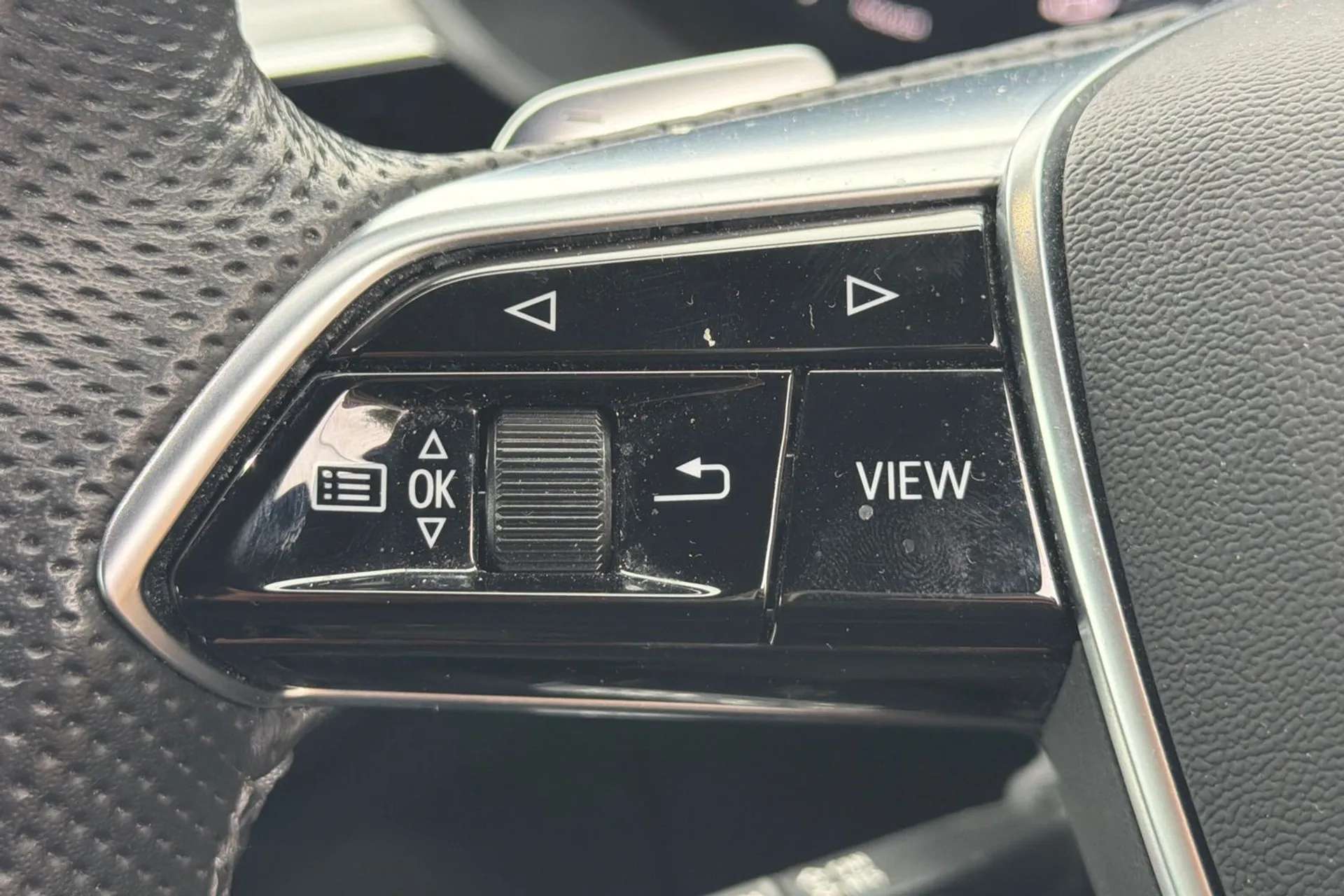 2022 AUDI E-TRON 2022 AUDI E-TRON