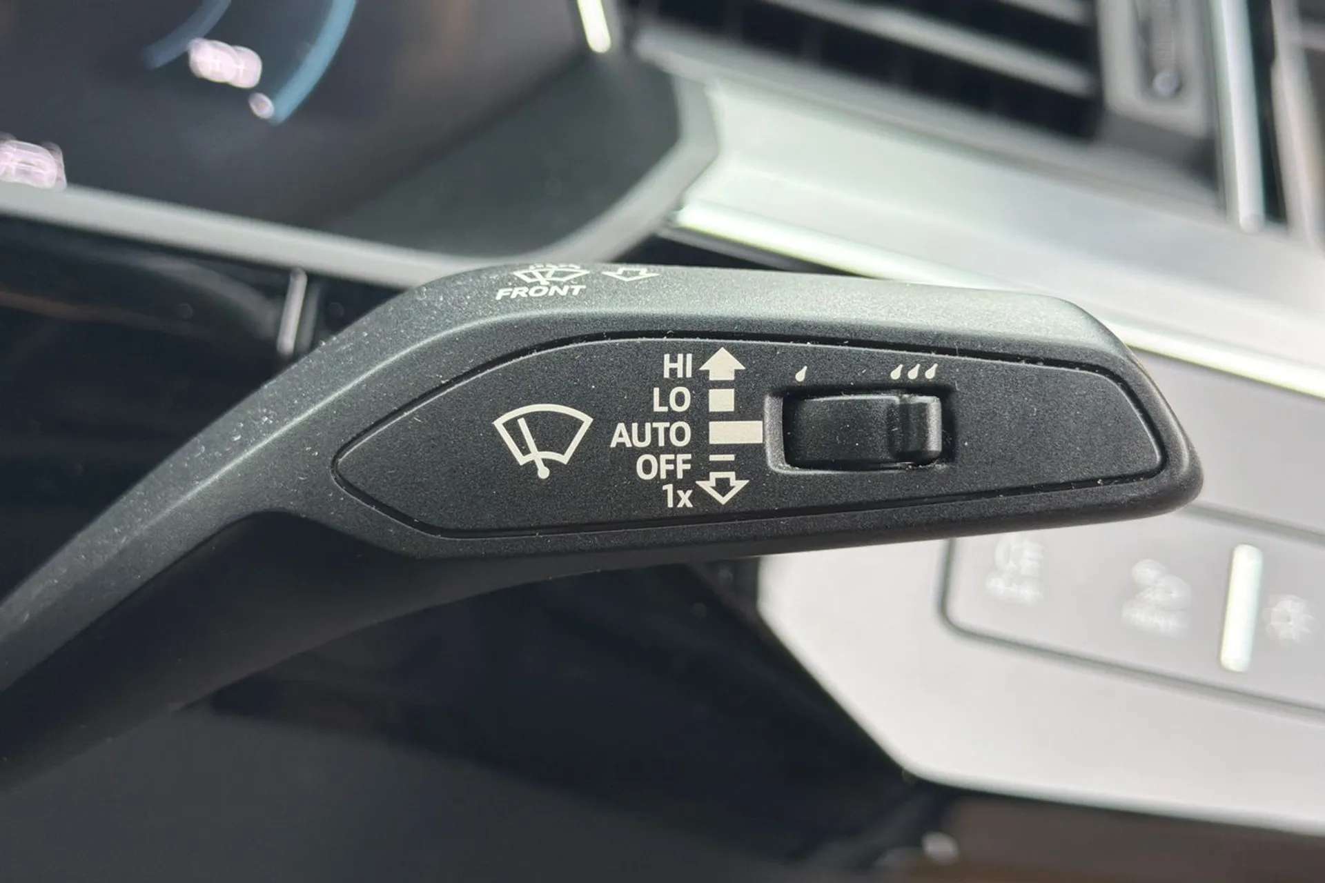 2022 AUDI E-TRON 2022 AUDI E-TRON