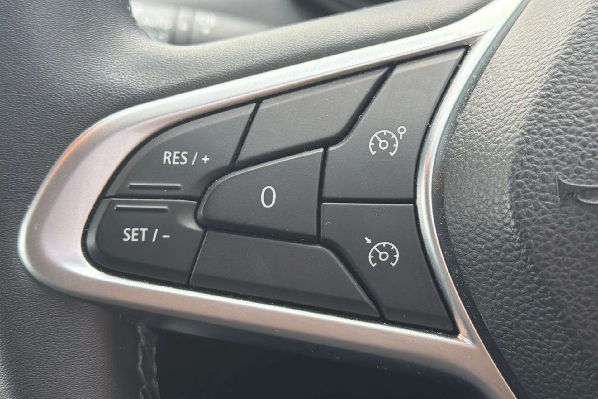 2021 RENAULT CLIO 2021 RENAULT CLIO