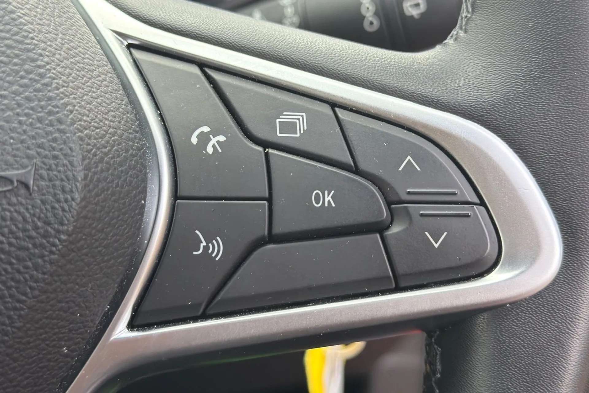 2021 RENAULT CLIO 2021 RENAULT CLIO